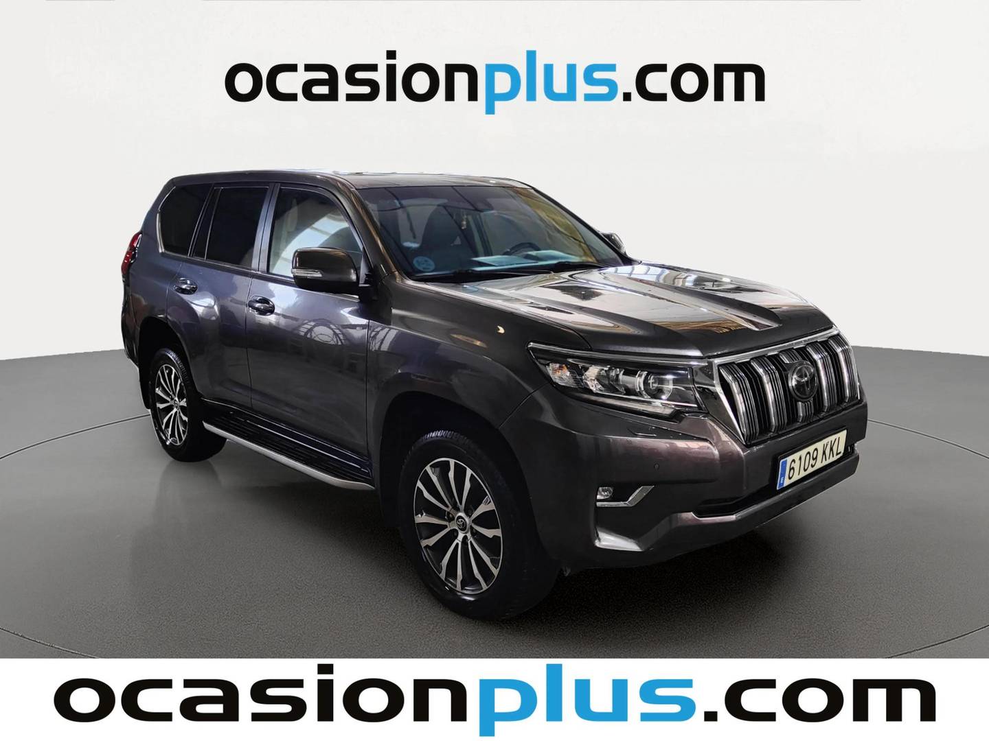 Foto delantera Toyota Land Cruiser Toyota Land Cruiser 2.8 D-4D VXL Aut. (177 CV) 7 Plazas derecha
