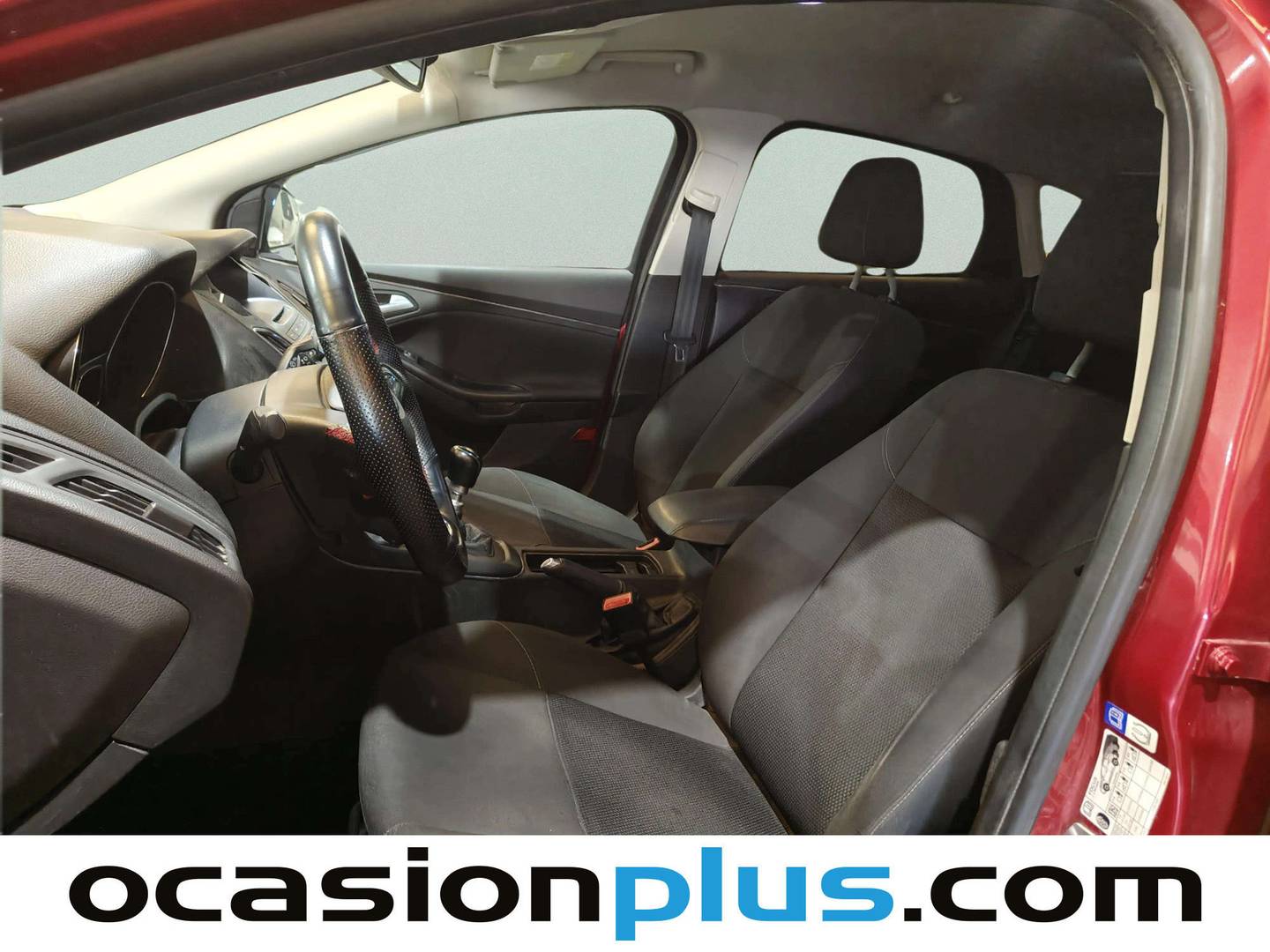 Foto asientos delanteros Ford Focus Ford Focus 1.6 TDCI Trend+ (115 CV)