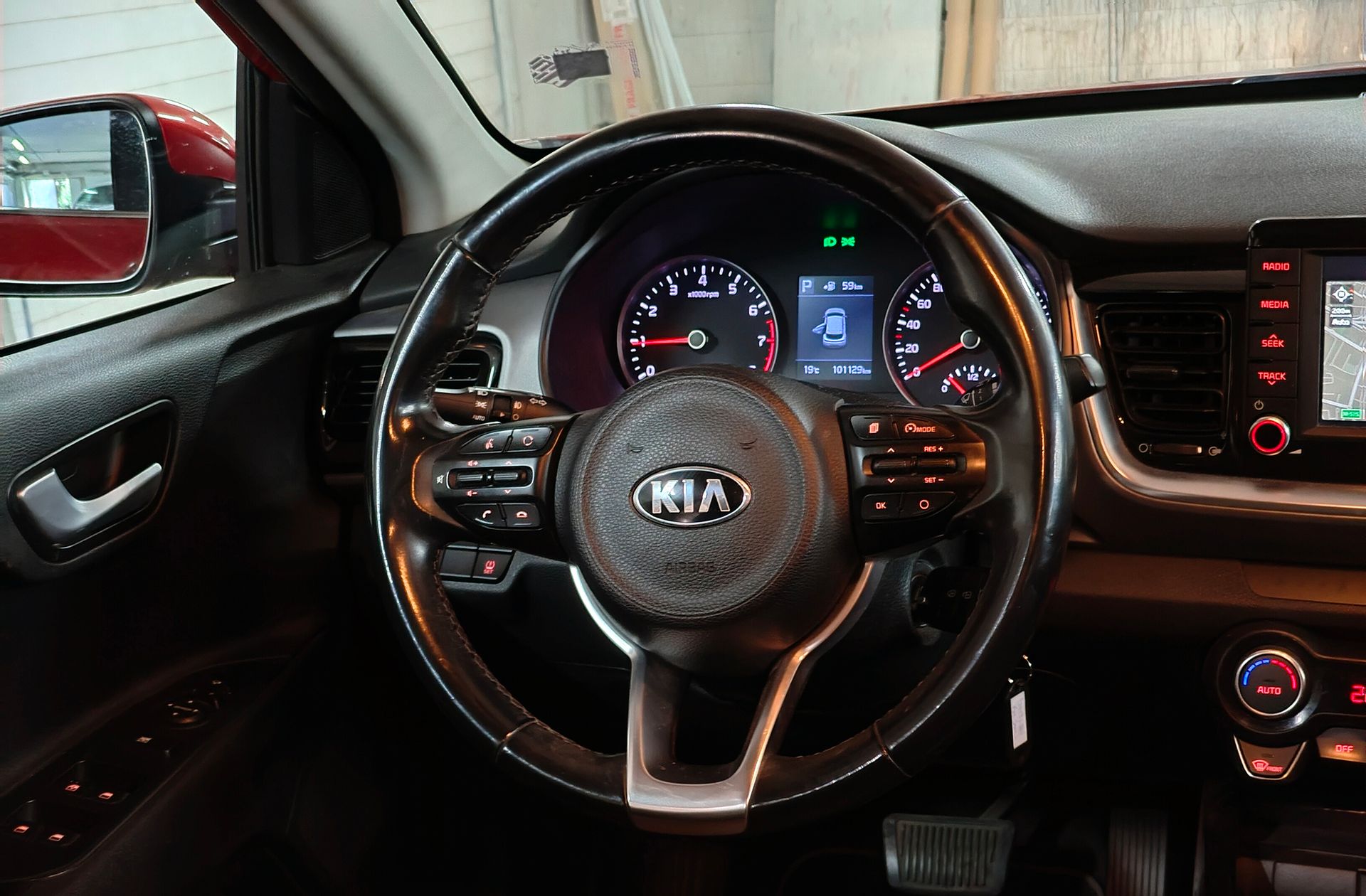 Kia Stonic 1.0 T-GDi Drive DCT - foto 20