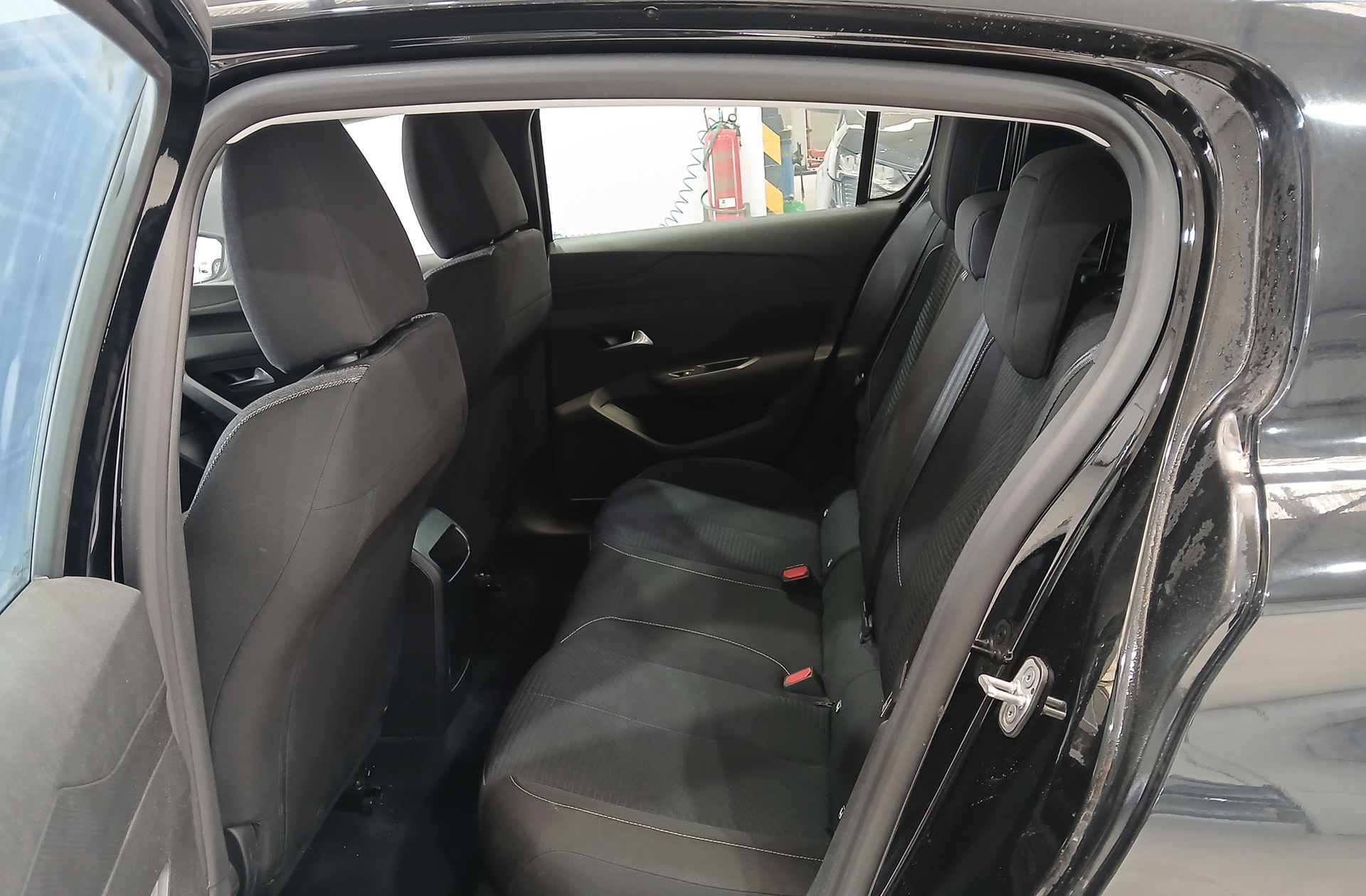 Peugeot 308 PureTech 130 Active EAT8 - foto 11