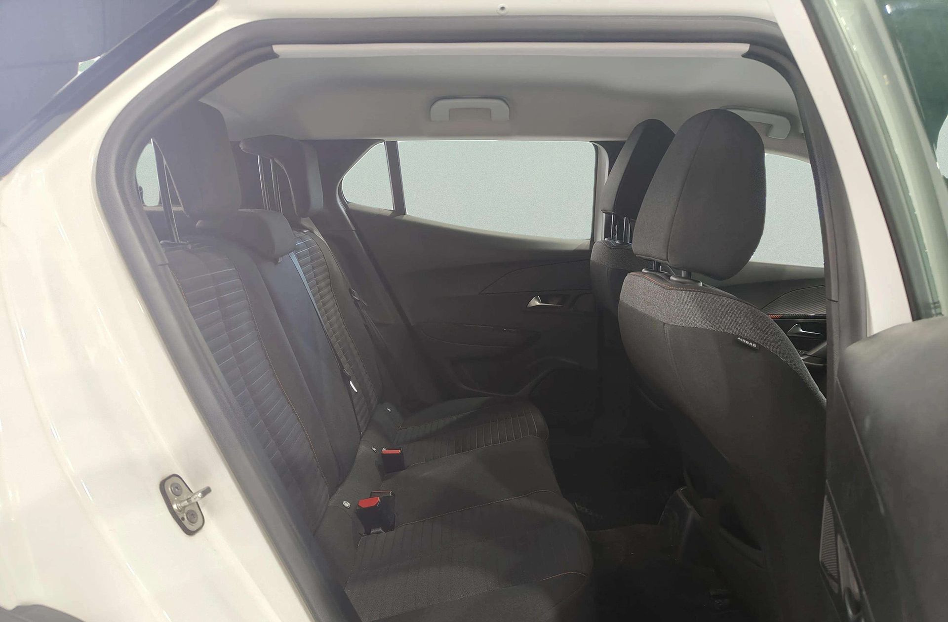Peugeot 2008 PureTech 100 Active Pack - foto 17