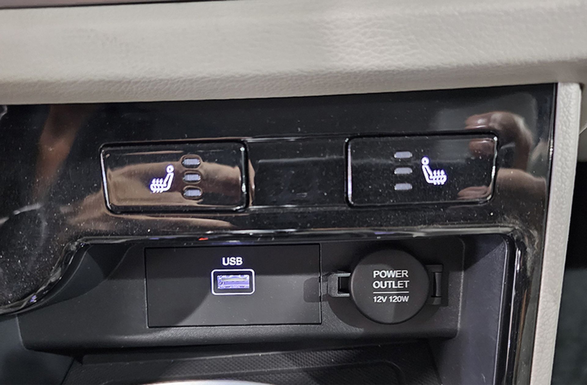 SsangYong Korando G15T Urban Plus - foto 8