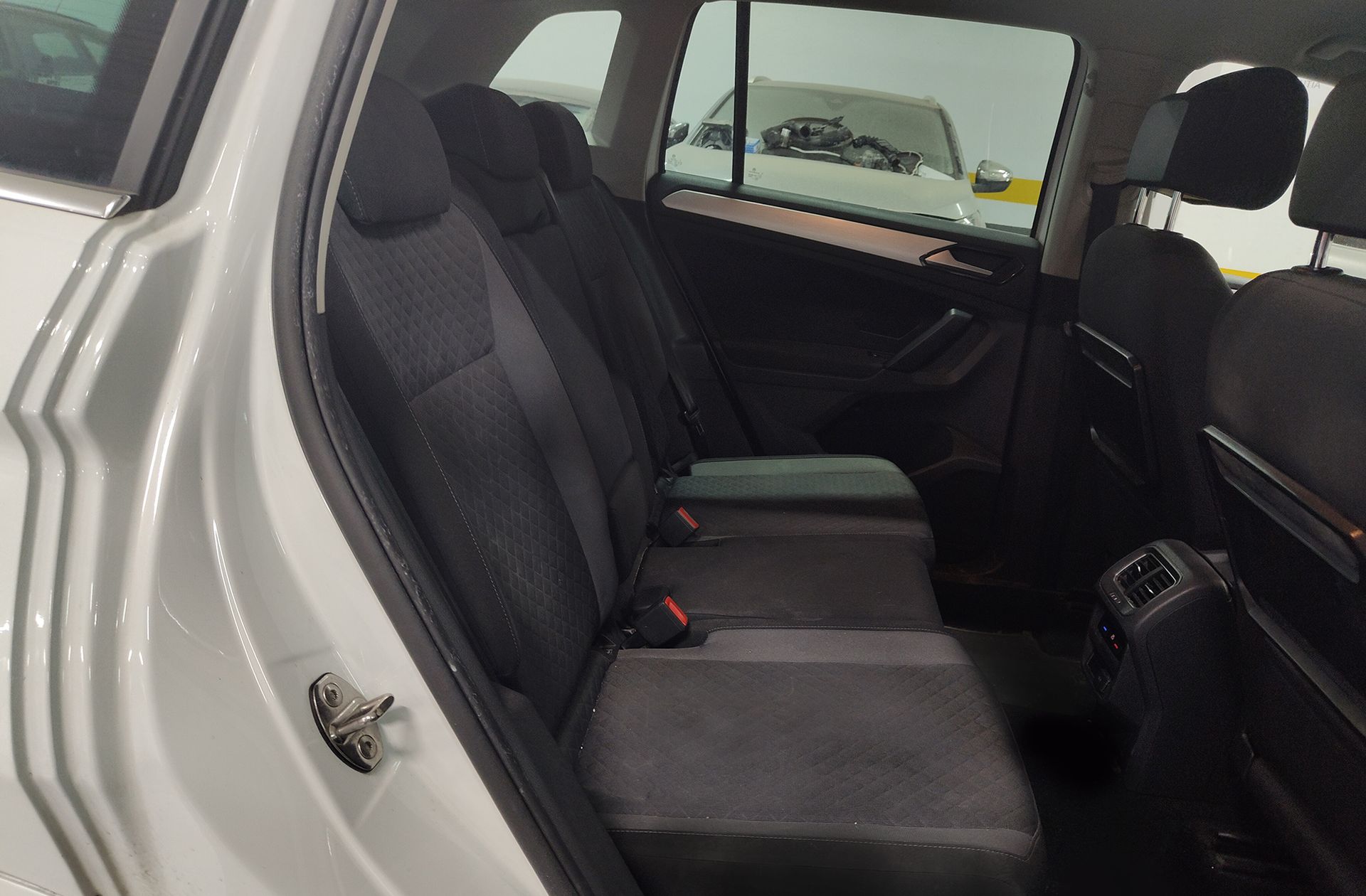Volkswagen Tiguan 1.4 ACT TSI BlueMotionTech DSG Pack R-Line - foto 16
