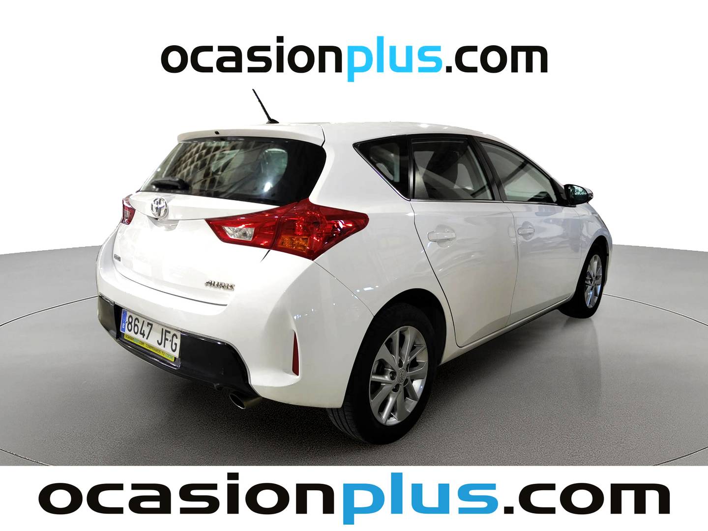 Foto trasera Toyota Auris Toyota Auris 130 Active (132 CV) derecha