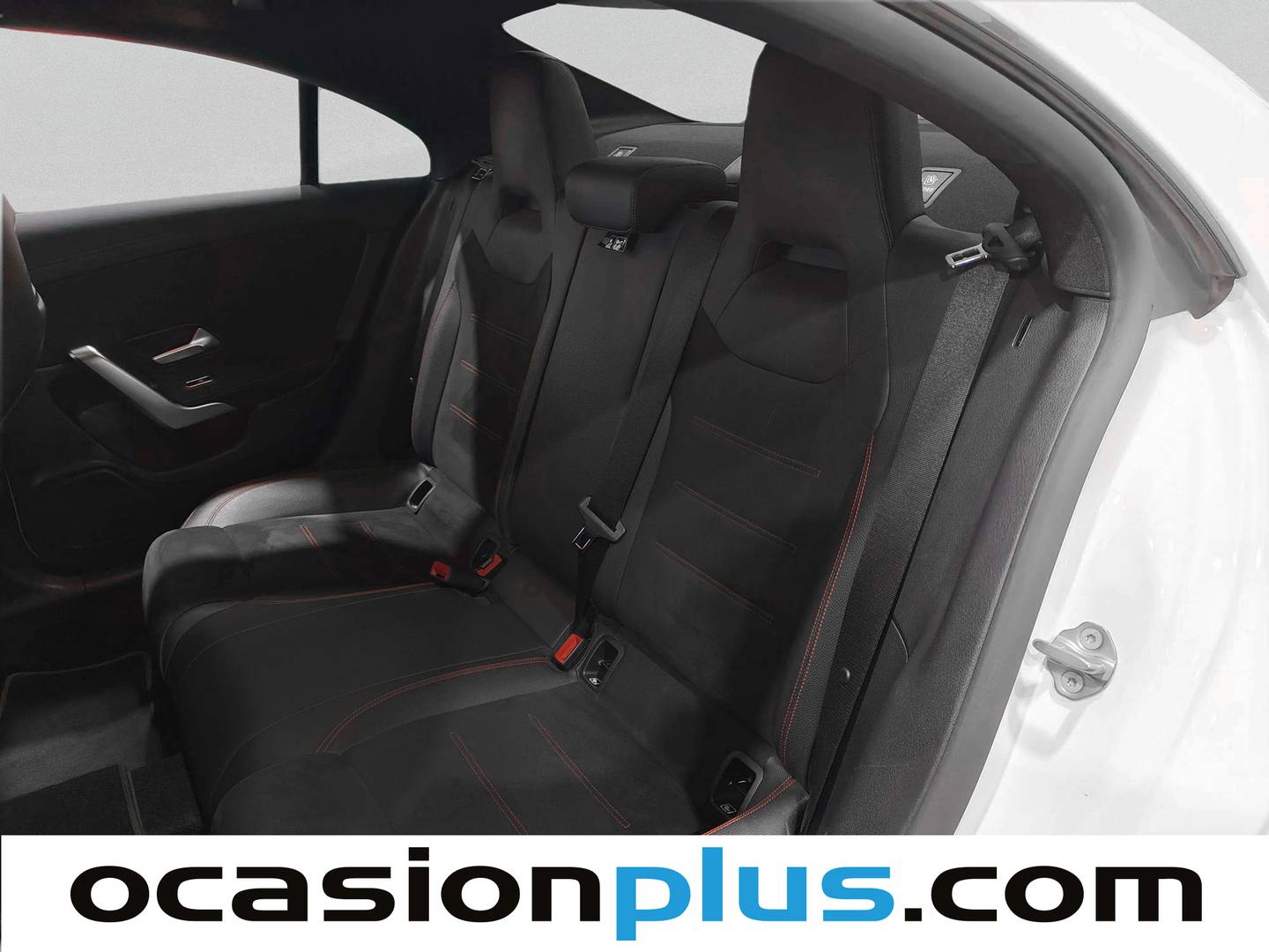 Foto asientos traseros Mercedes CLA Mercedes-Benz CLA 200 d  (150 CV) Pack AMG