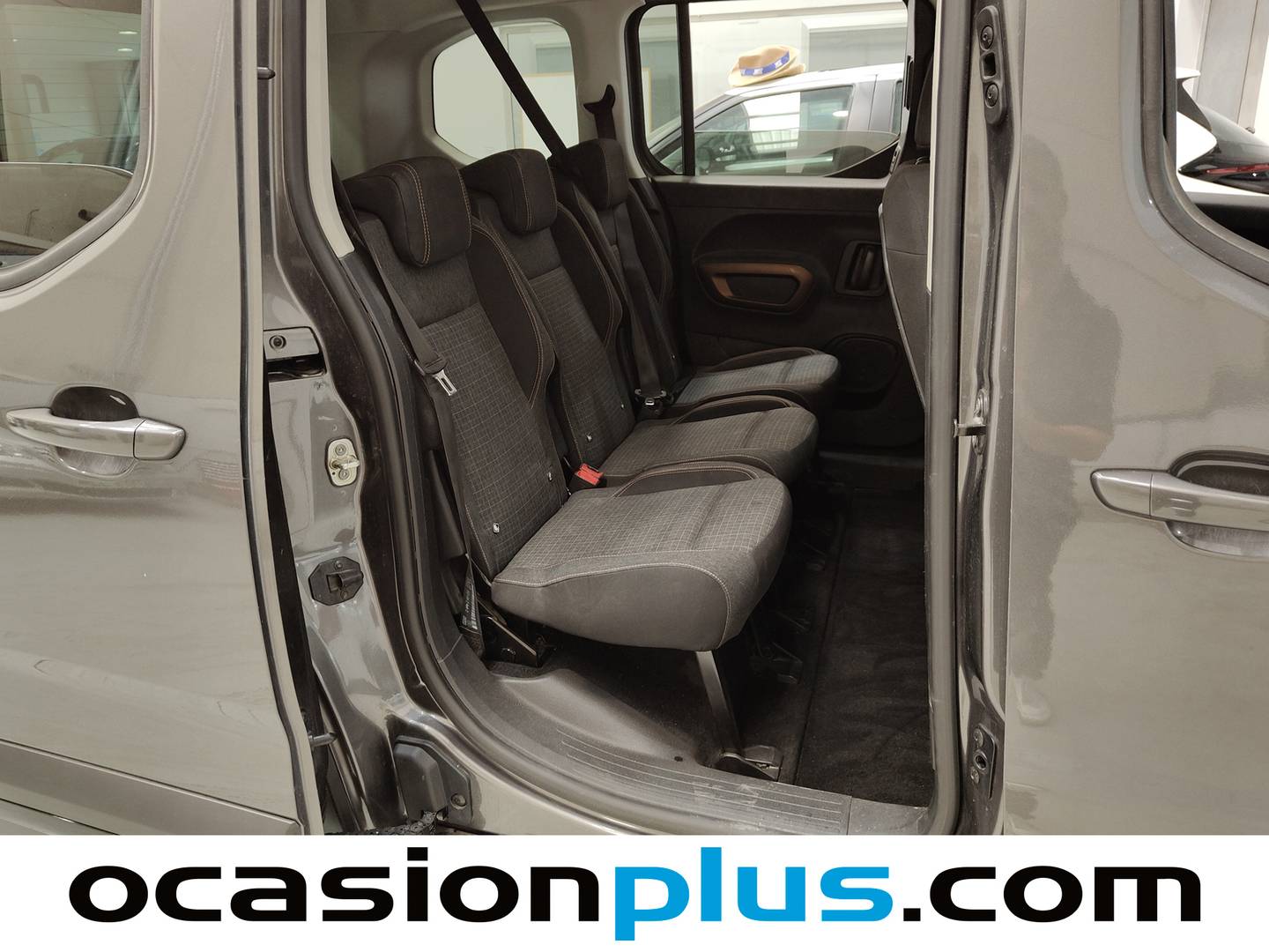 Foto Peugeot Rifter Peugeot Rifter BlueHDi 130 GT Line Standard EAT8 (130 CV)