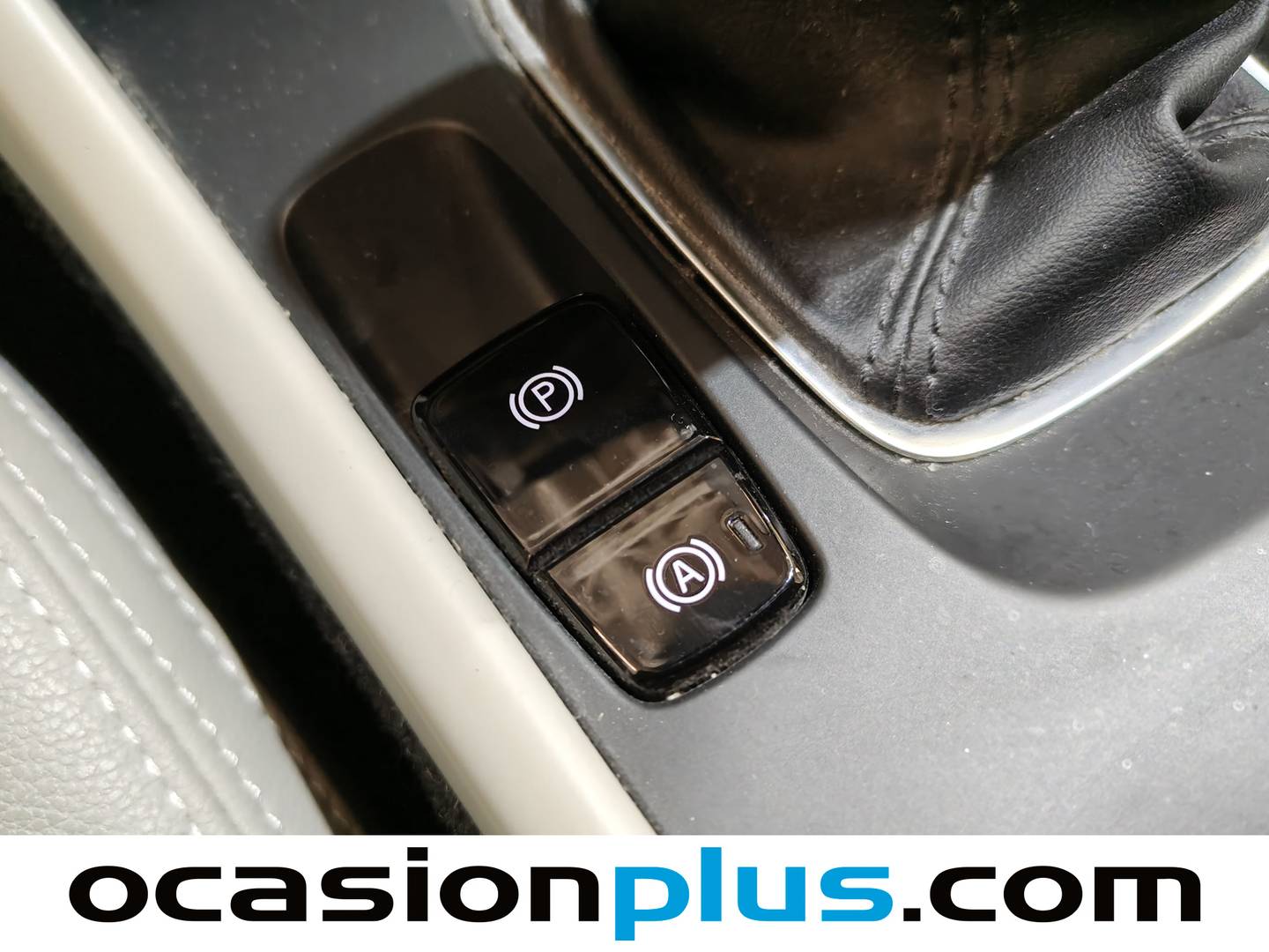 Volvo XC40 Volvo XC40 D3 Business Plus (150 CV) al mejor precio