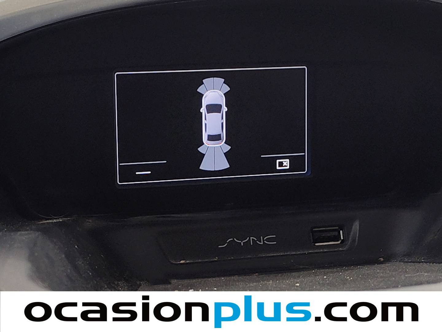 Extras y acabados del Ford C-Max Ford C-Max 1.0 EcoBoost Trend+ (125 CV)