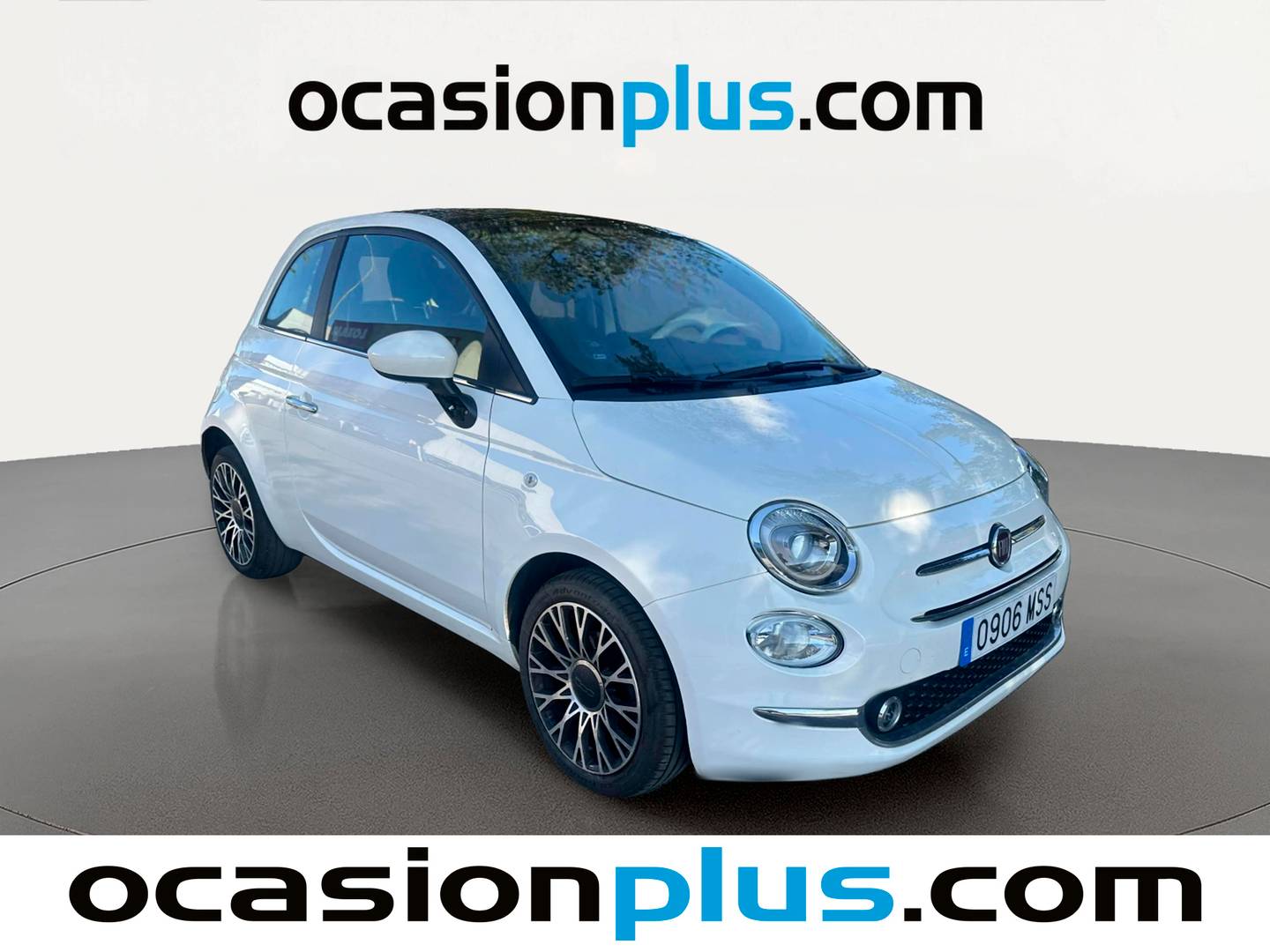 Foto delantera Fiat 500 Fiat 500 1.0 Hybrid Dolcevita (70 CV) derecha