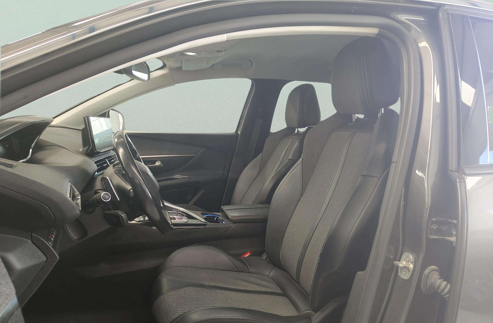 Peugeot 3008 BlueHDi 130 Allure Pack EAT8 - foto 11