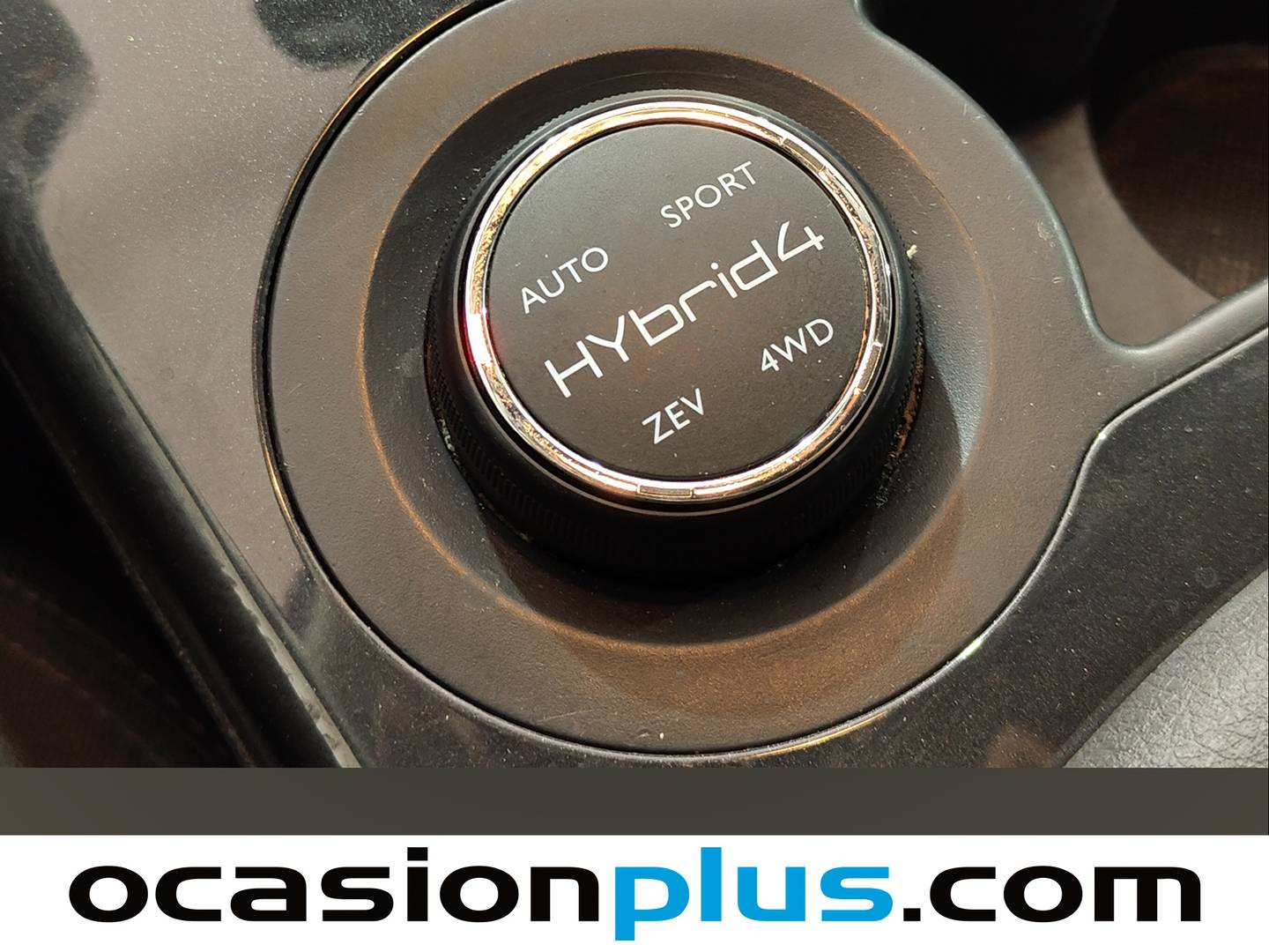 Equipamiento del Peugeot 3008 Peugeot 3008 HYbrid4 (200 CV)