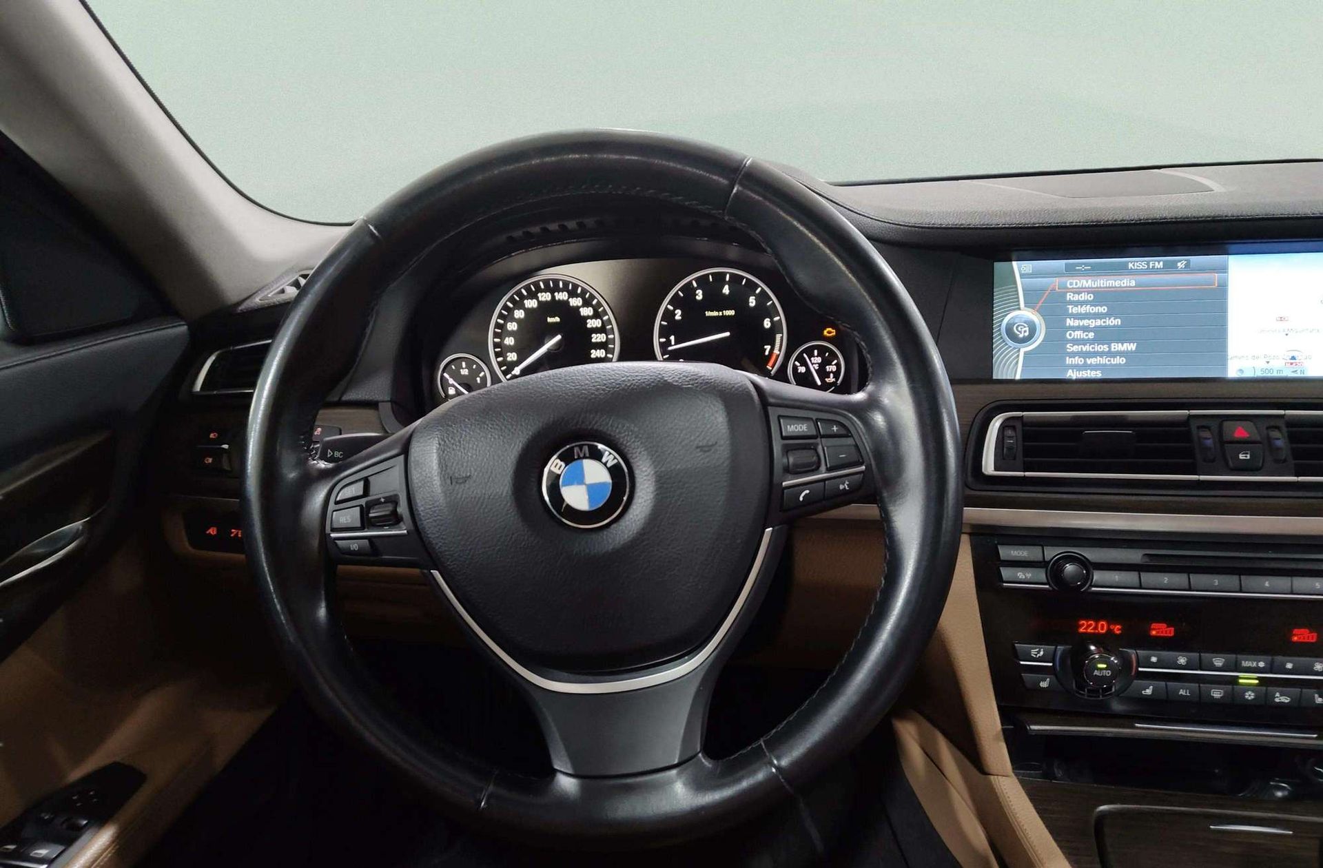 BMW Serie 7 750Li - foto 24