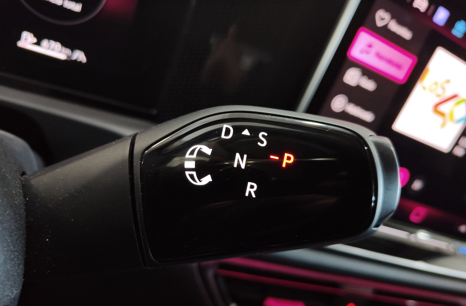 Volkswagen Tiguan ``Más`` 1.5 eTSI DSG - foto 5
