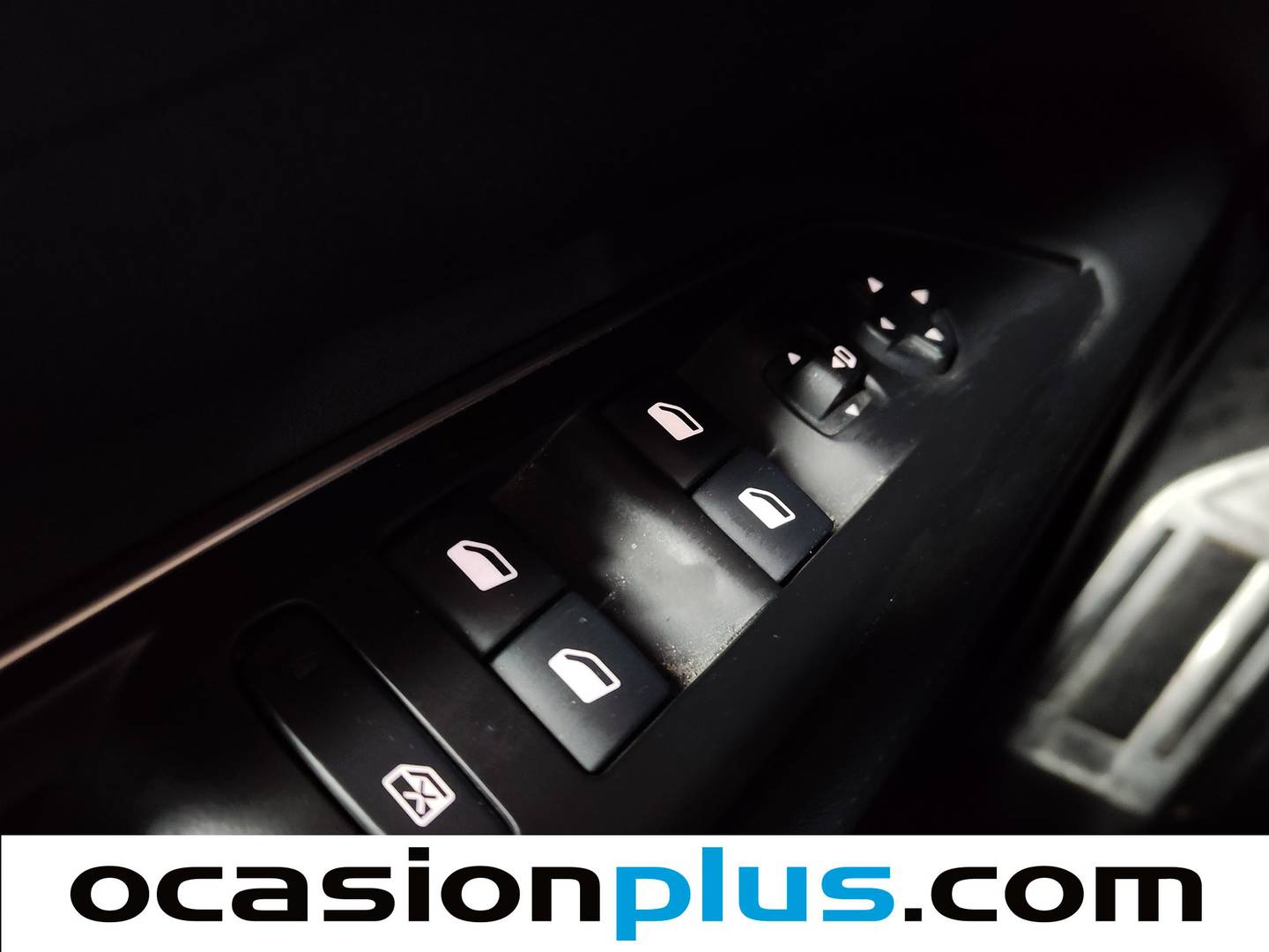 Foto Peugeot 3008 Peugeot 3008 BlueHDI 130 S&S GT Line EAT8 (130 CV)