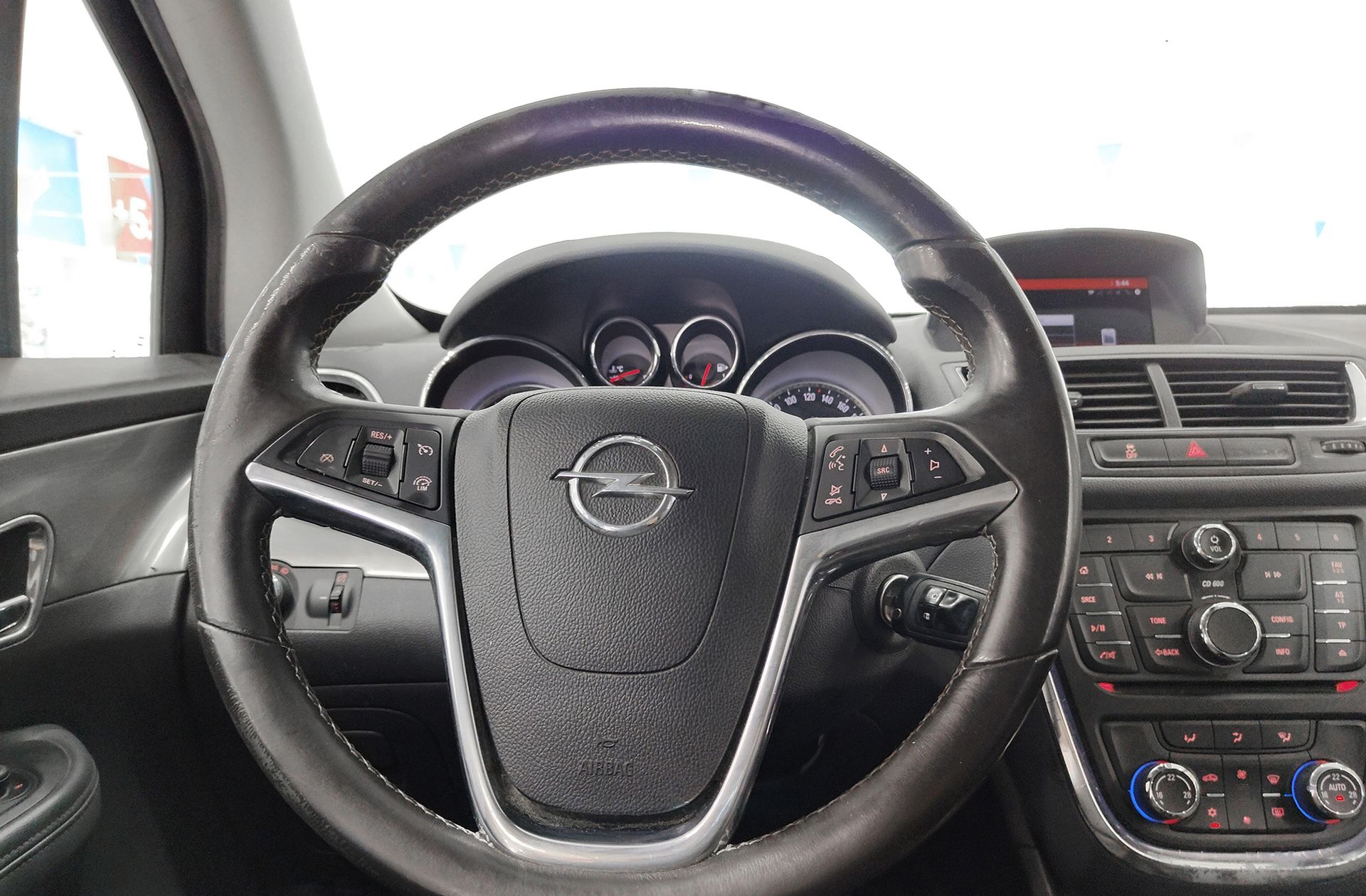 Opel Mokka 1.7 CDTi Excellence 4x2 - foto 23