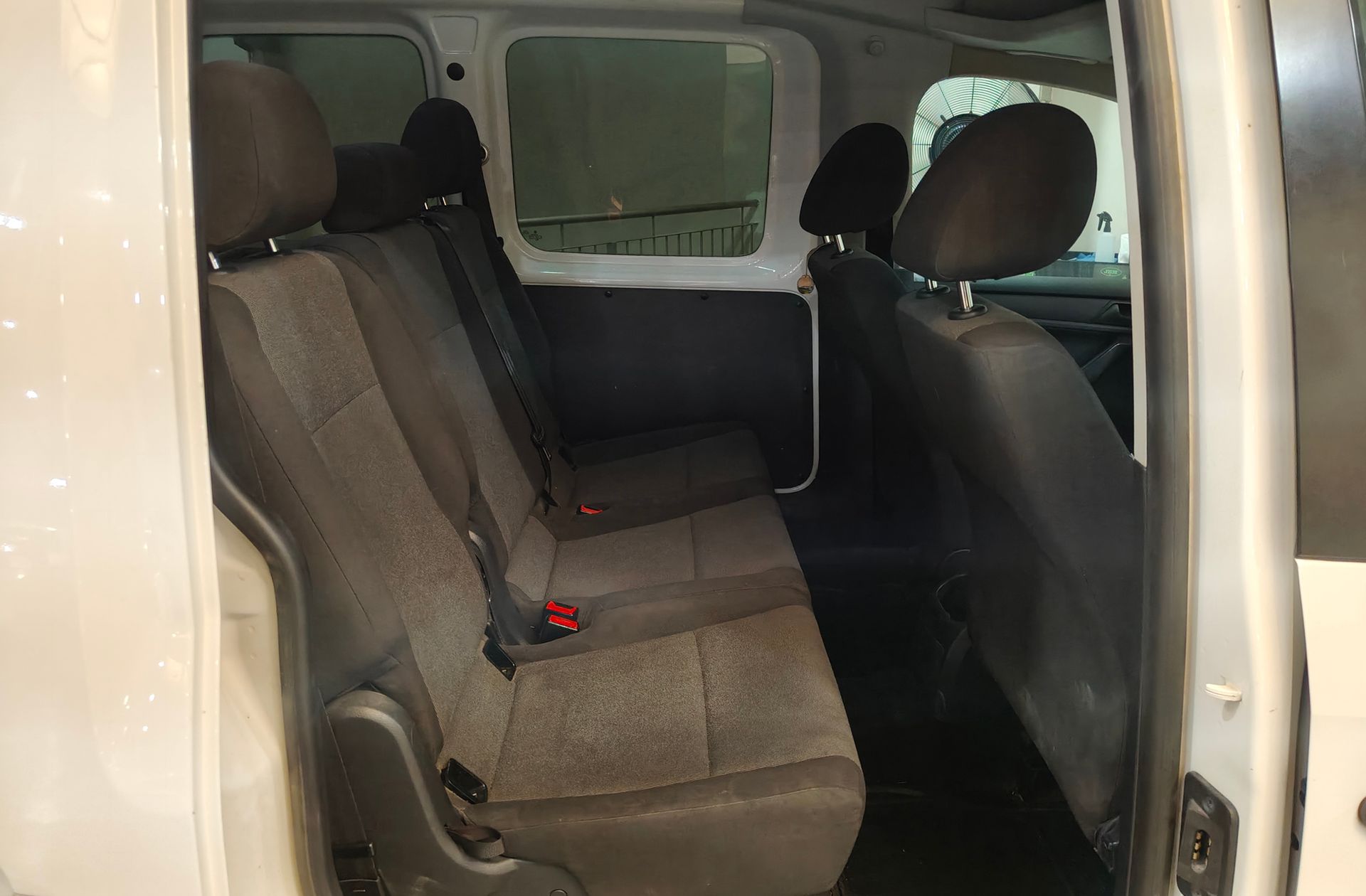Volkswagen Caddy Profesional 2.0 TDI BMT - foto 13