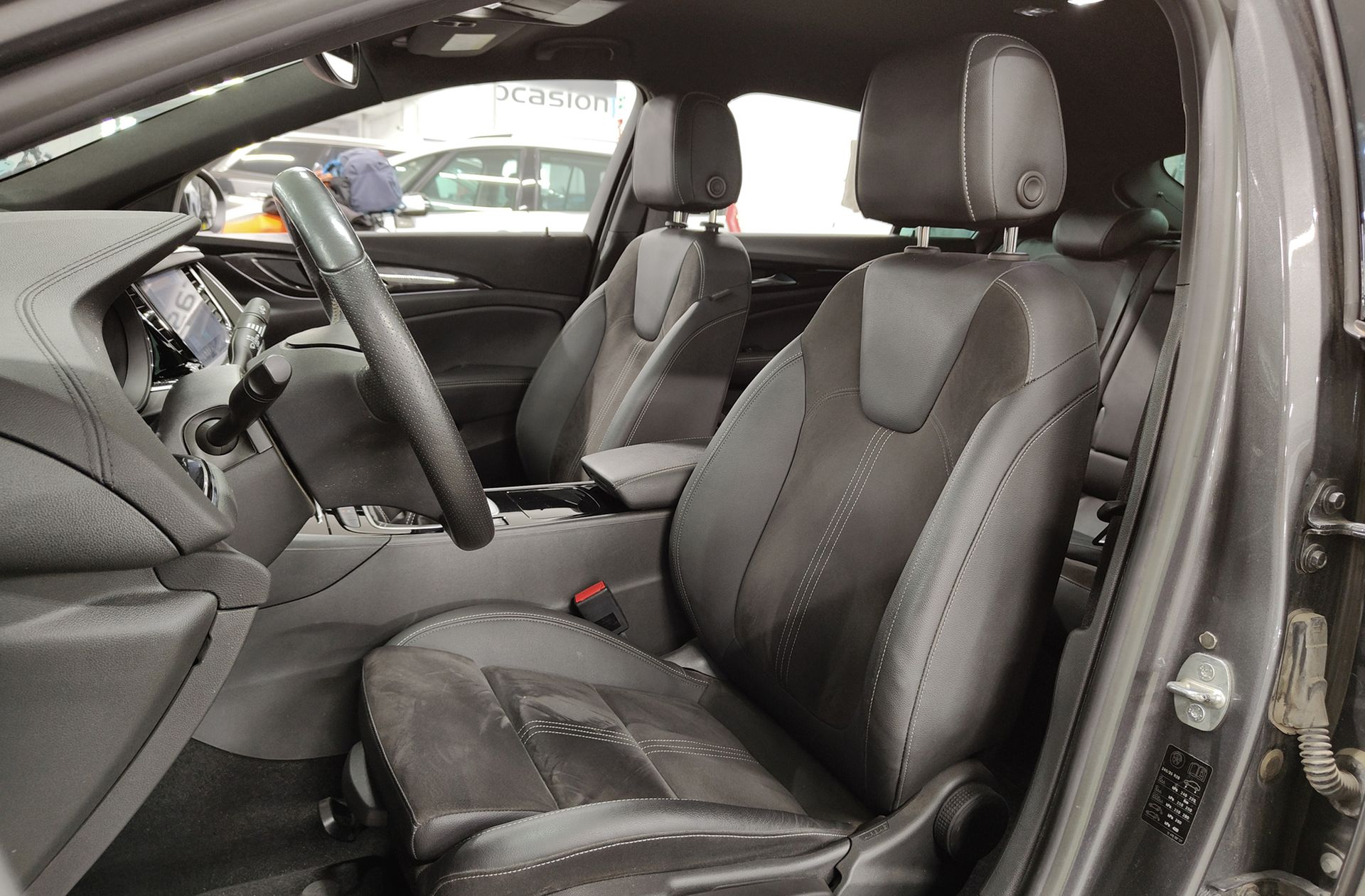 Opel Insignia 2.0 D DVH GS Line - foto 11