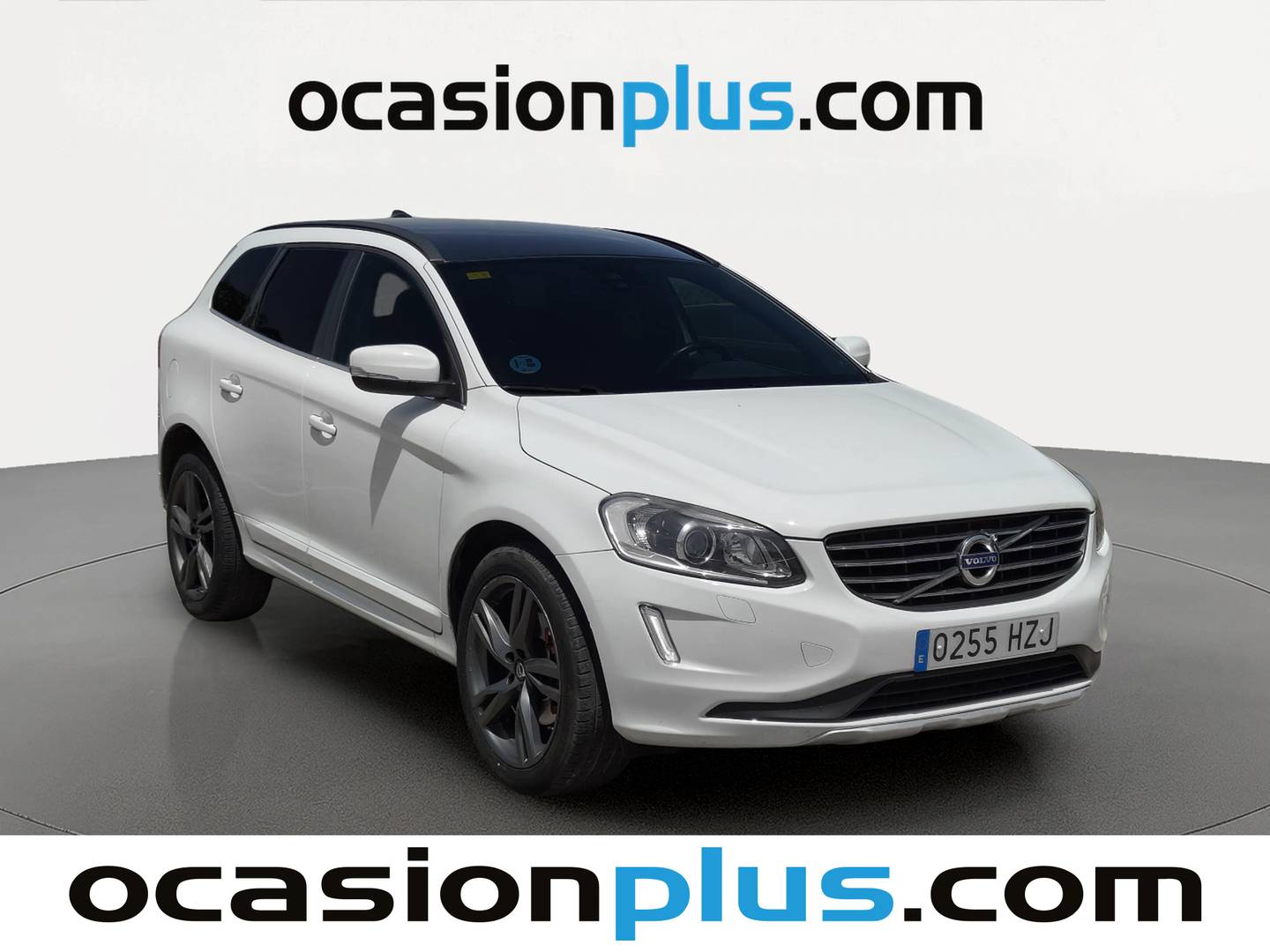 Foto delantera Volvo XC60 Volvo XC60 D4 Momentum Auto (181 CV) derecha