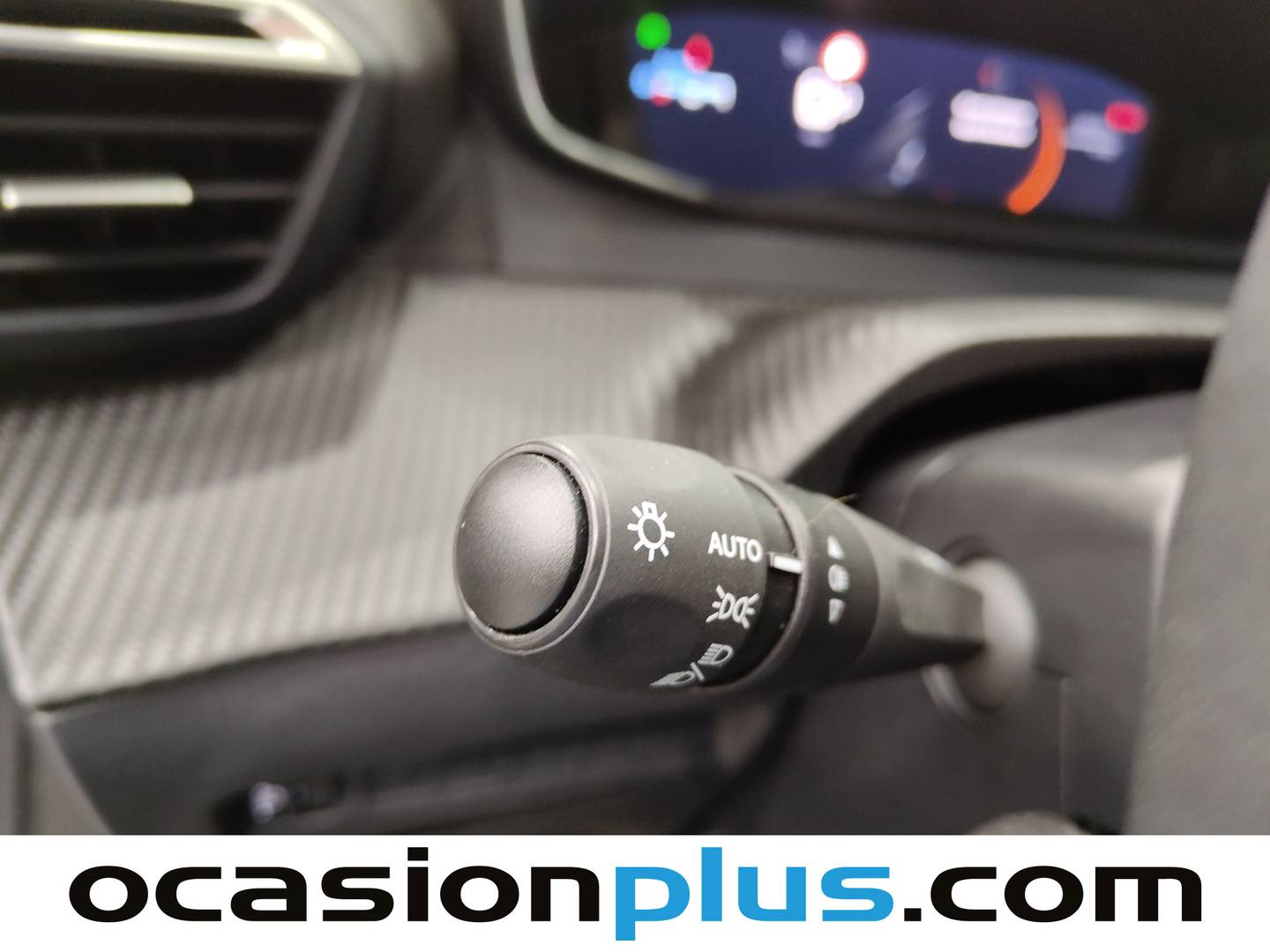 Peugeot 2008 Peugeot 2008 Allure Hybrid eDCS6 (145 CV) seminuevo