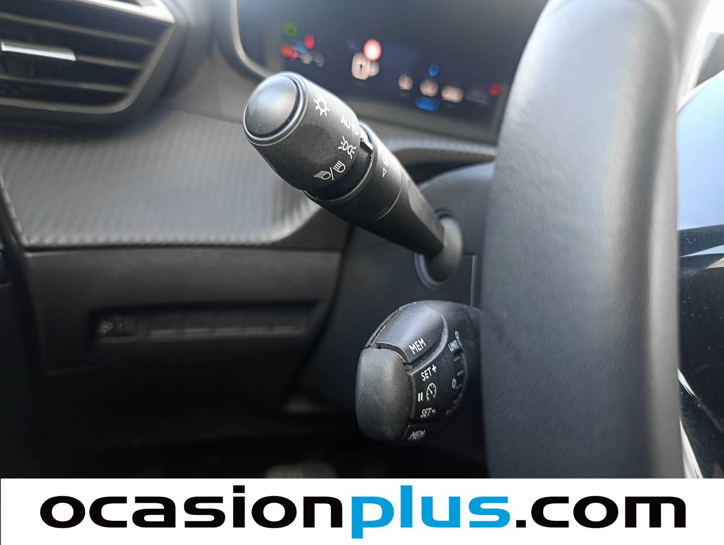 Peugeot 2008 Peugeot 2008 Allure Hybrid eDCS6 (145 CV) de ocasión