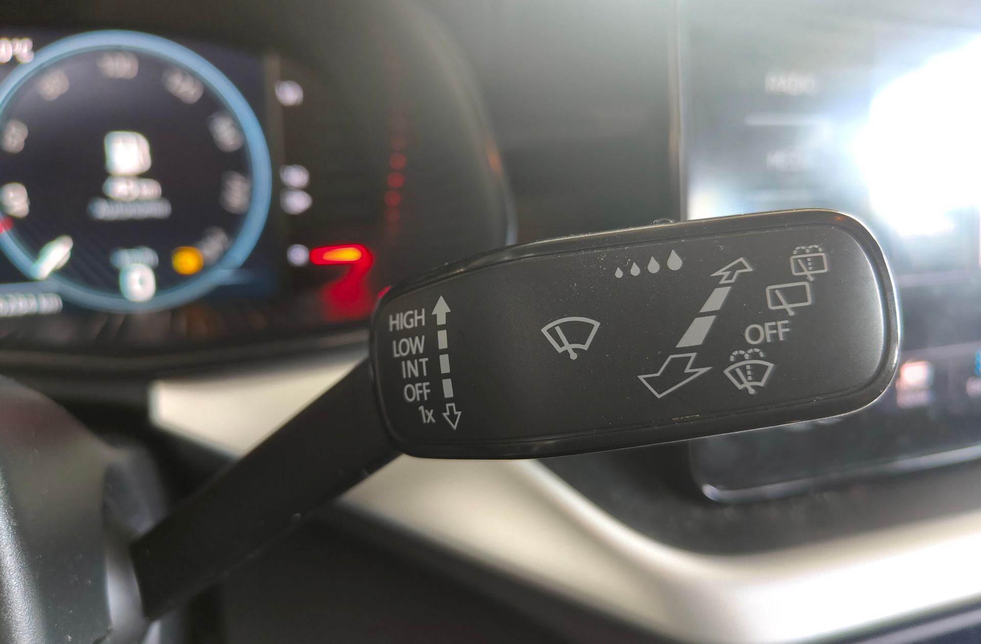 Škoda Kamiq 1.0 TSI Ambition DSG - foto 26