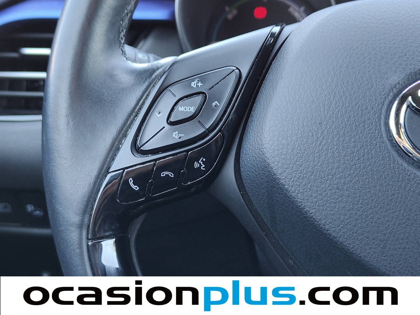 Toyota C-HR Toyota C-HR 1.8 125H Launch Edition (122 CV) 122cv