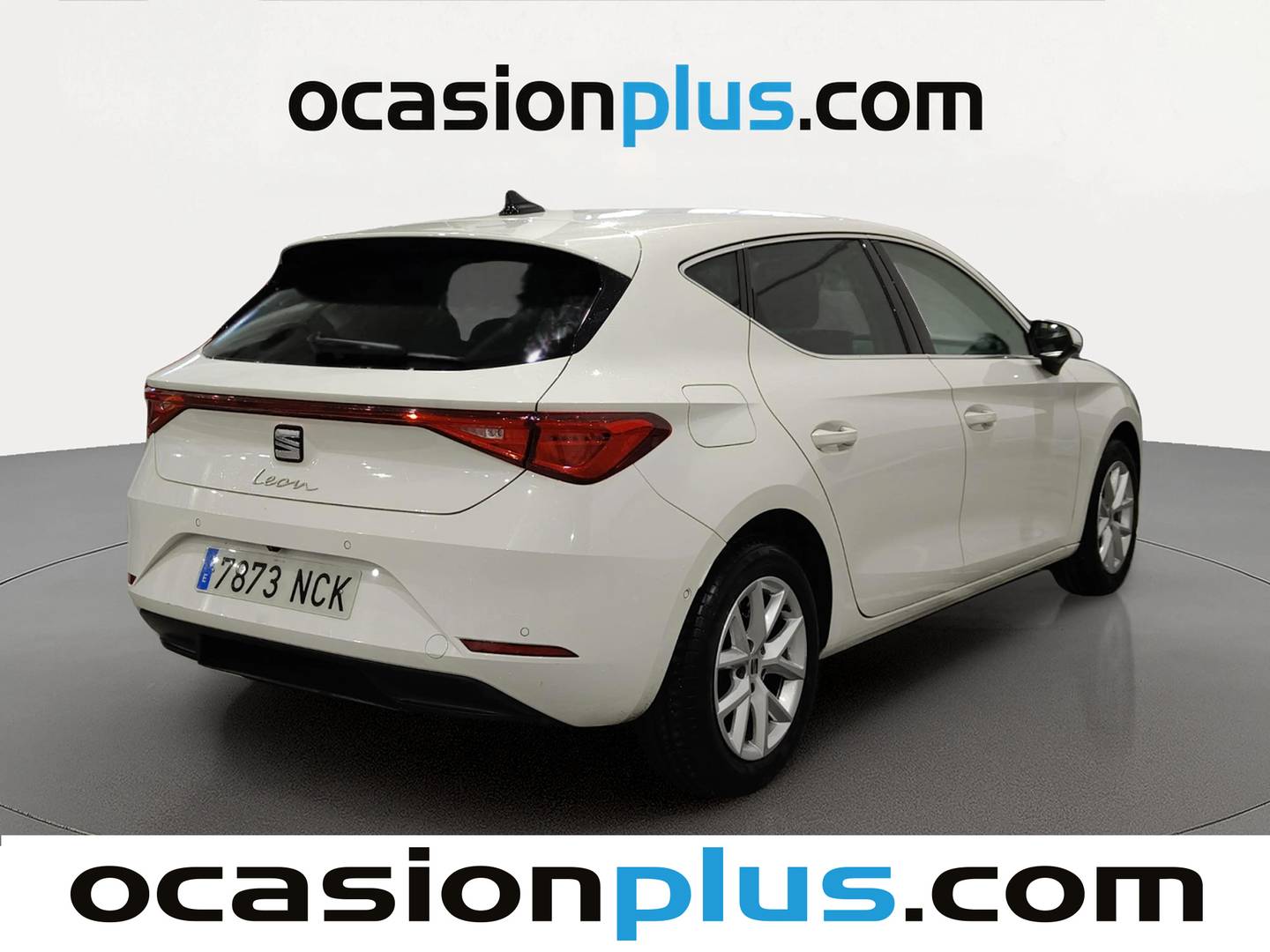 Foto trasera Seat León Seat León 1.5 eTSI Style XL DSG (116 CV) derecha