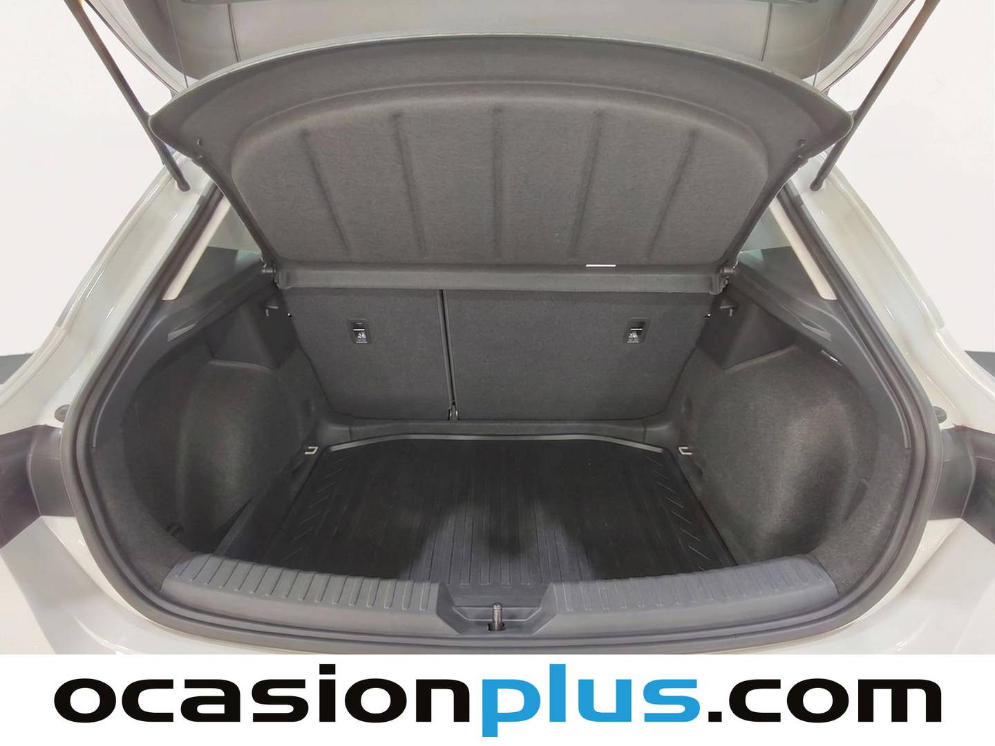 Fotos maletero Seat León Seat León 1.5 TSI S&S Style Special Edition (150 CV)