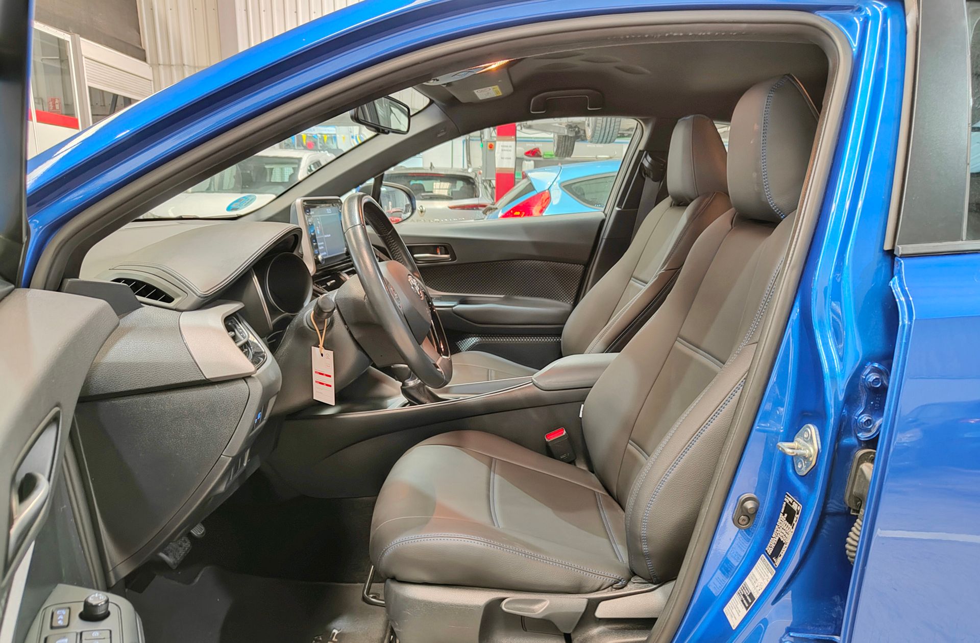 Toyota C-HR 1.8 125H Active - foto 10