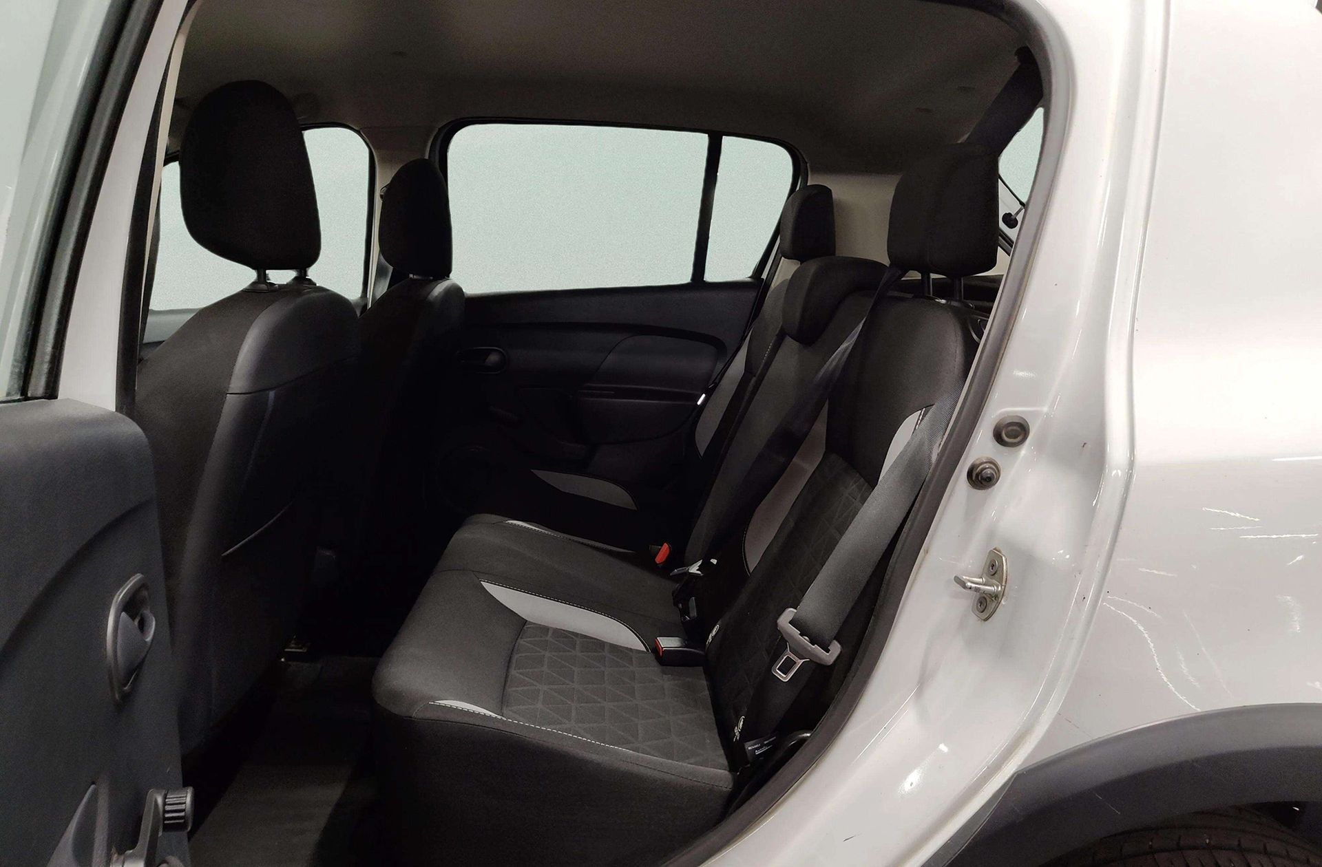 Dacia Sandero Stepway TCe - foto 9
