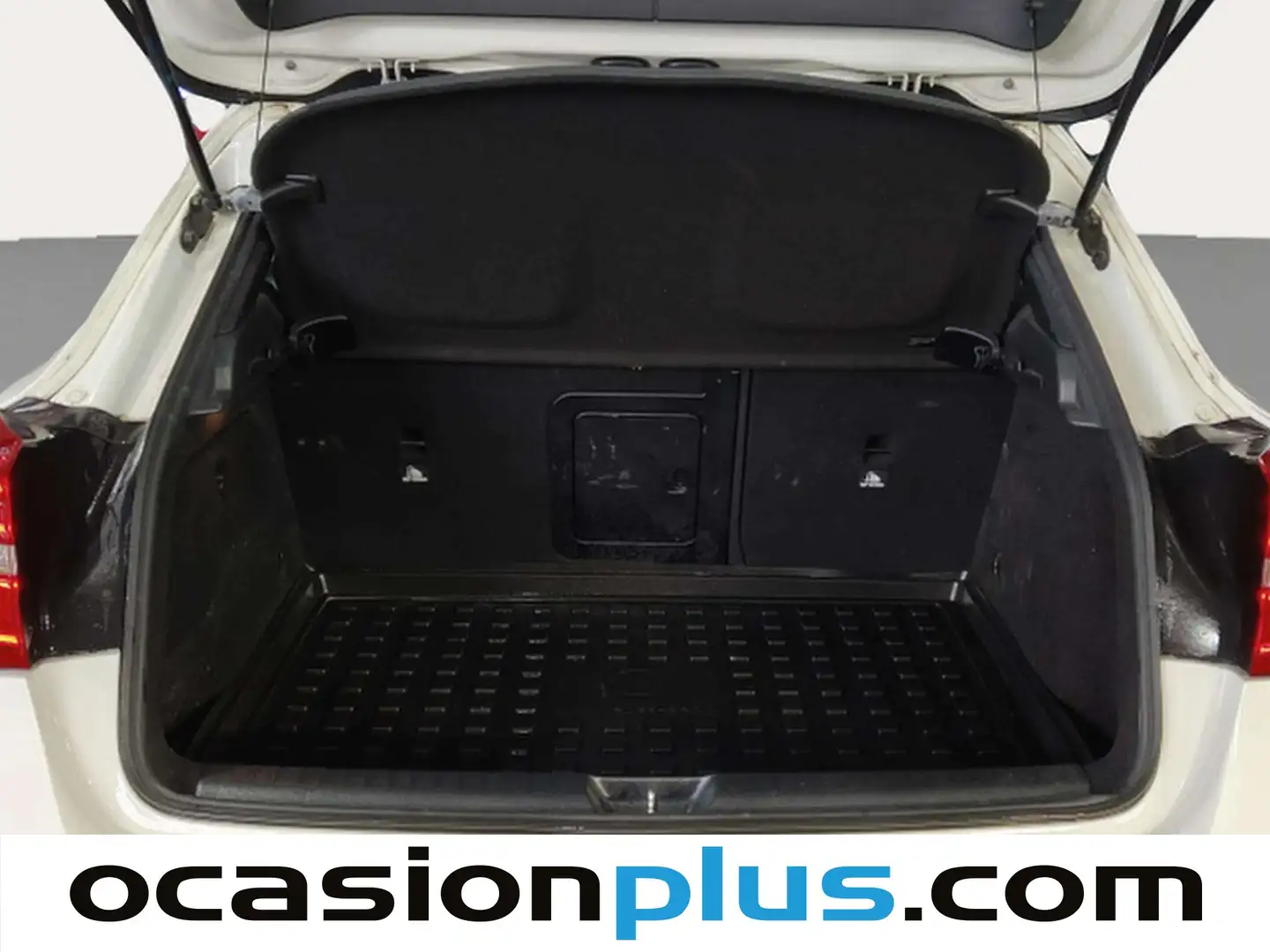 Foto Mercedes GLA Mercedes-Benz GLA GLA 200 CDI Urban (136 CV)