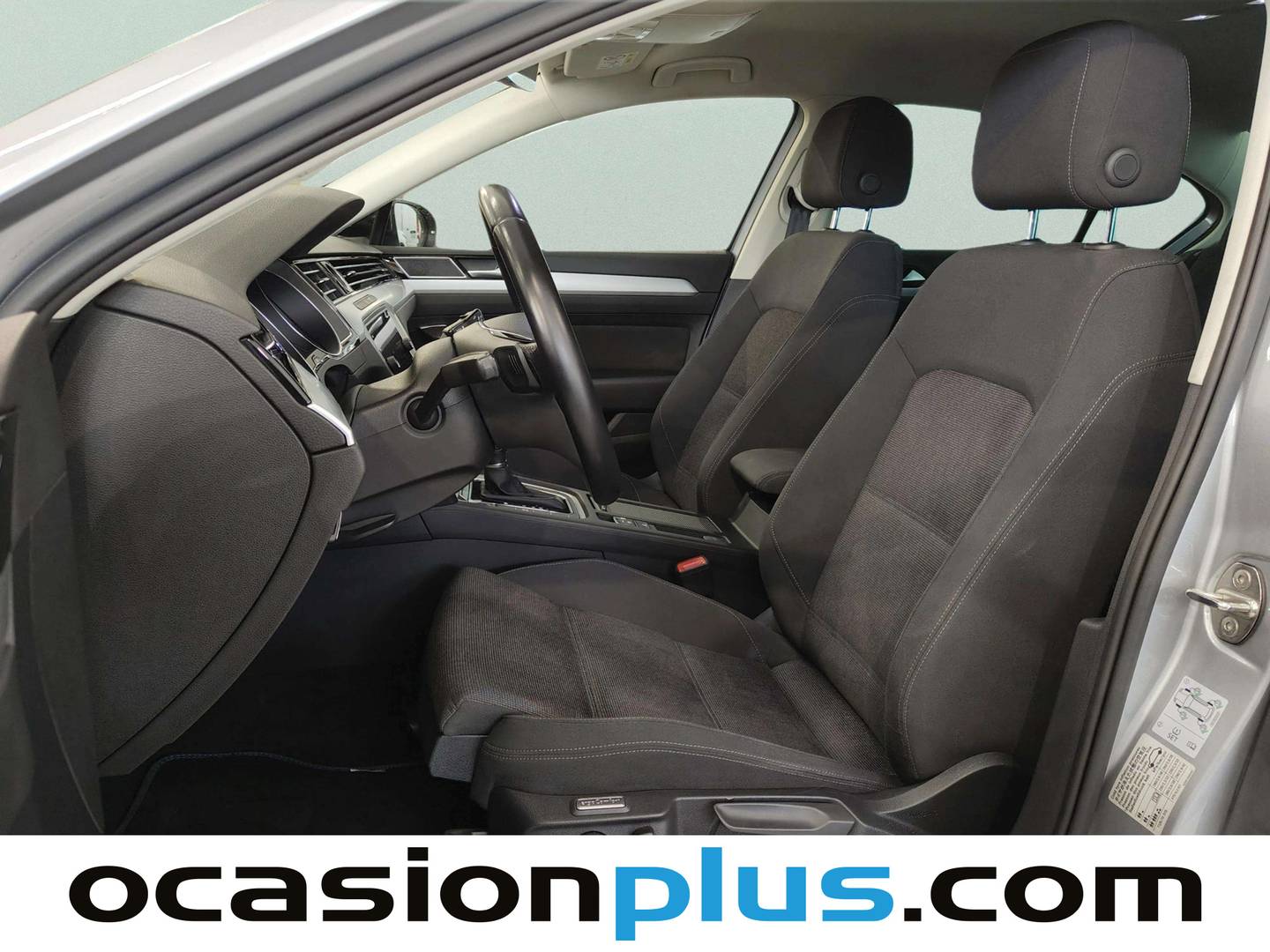 Foto asientos delanteros Volkswagen Passat Volkswagen Passat Advance 2.0 TDI (150 CV) DSG