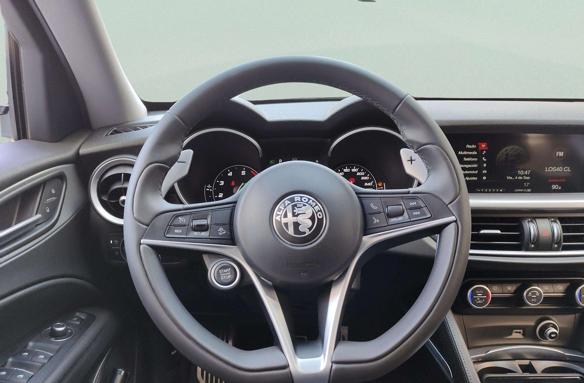 Alfa Romeo Stelvio 2.0 Gasolina Executive AWD - foto 26