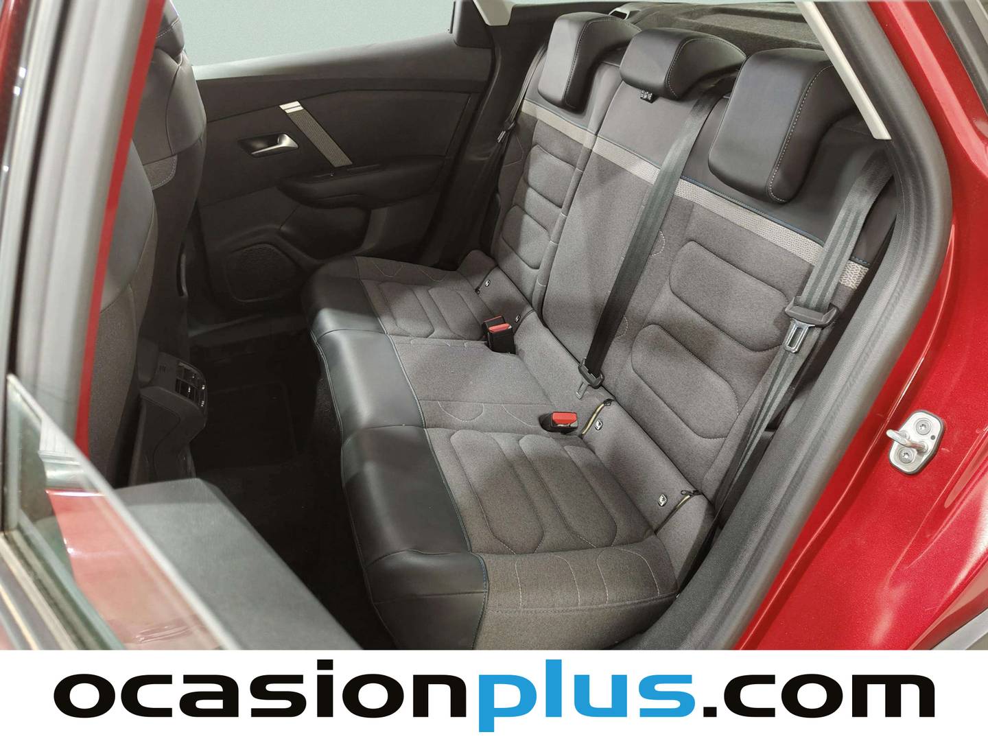 Foto asientos traseros Citroën C4 Citroën C4 PureTech 130 S&S 6v Feel Pack EAT8 (130 CV)