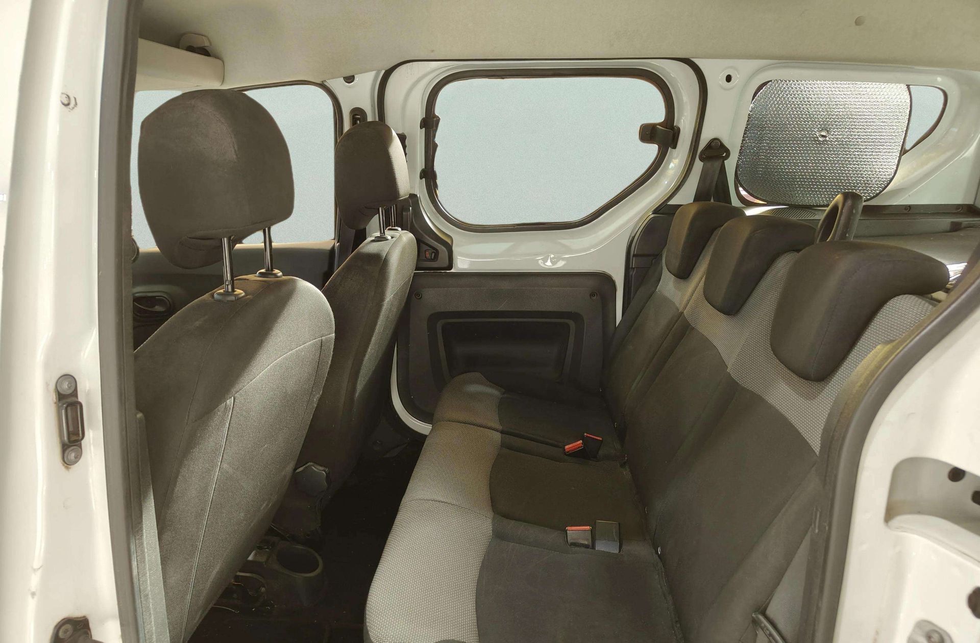 Dacia Dokker Essential dCi - foto 9