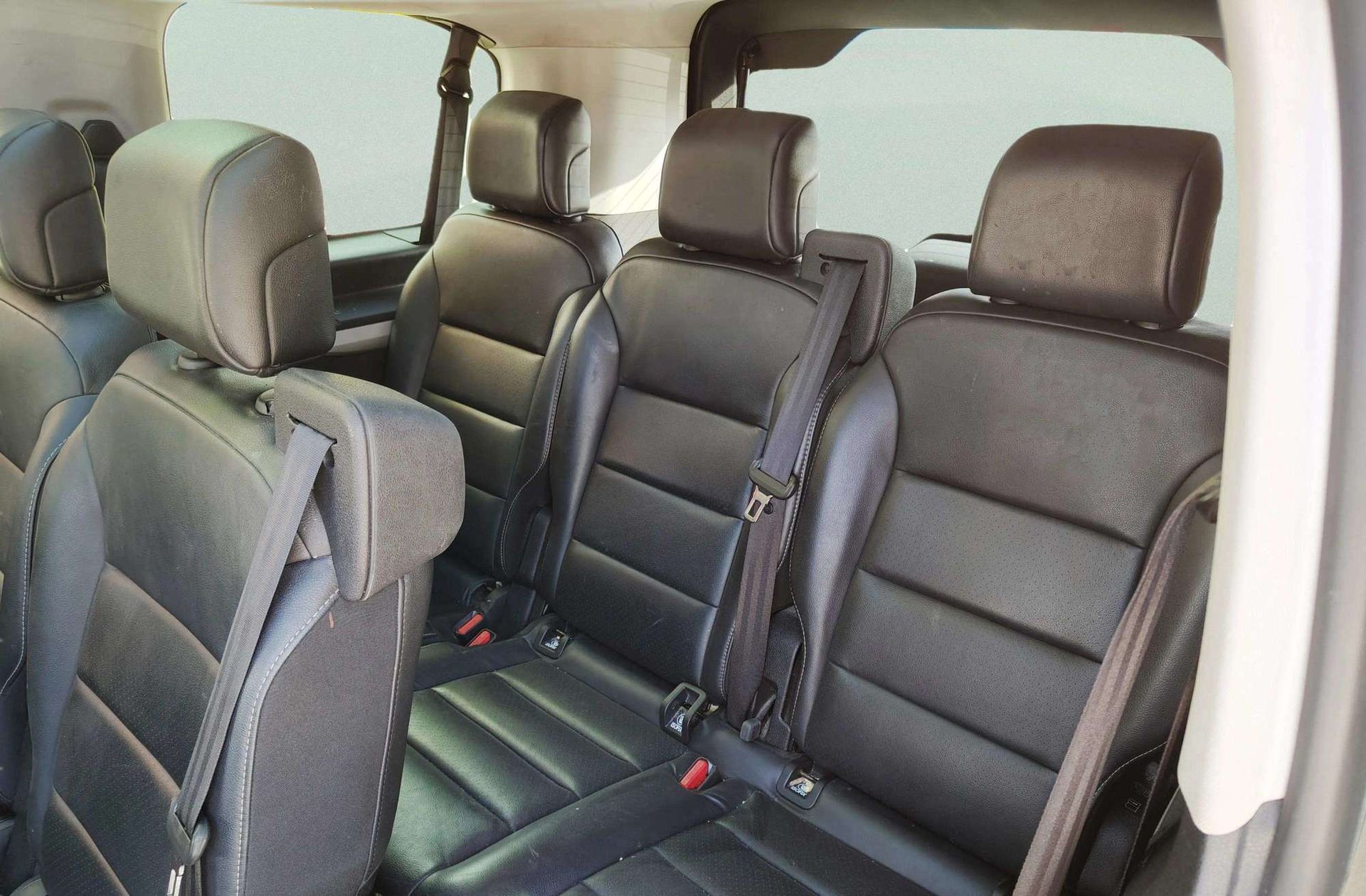 Peugeot Traveller 2.0 BlueHDi Allure Standard EAT6 8 plazas - foto 6