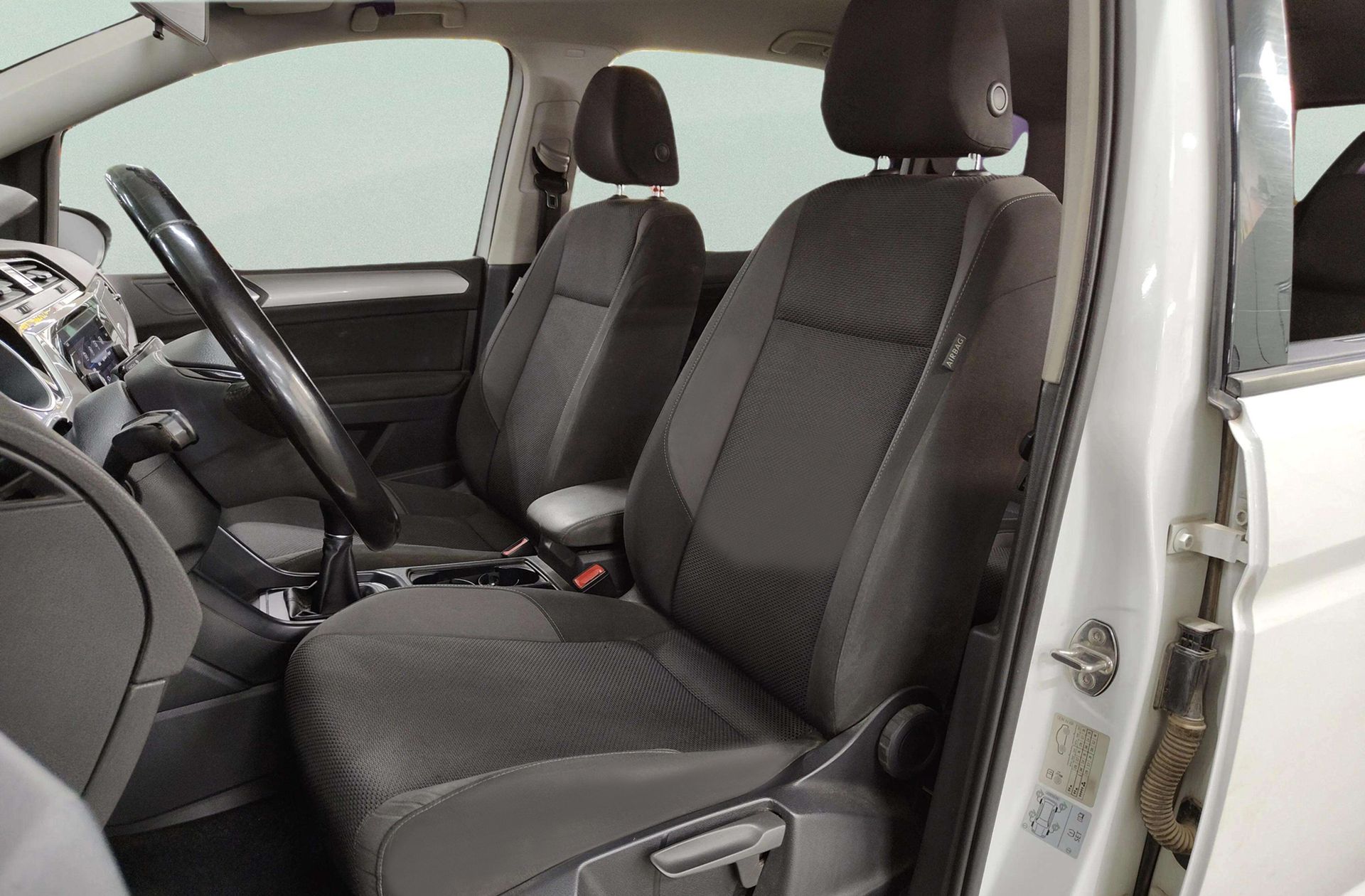 Volkswagen Touran Business 1.6 TDI 7 plazas - foto 11