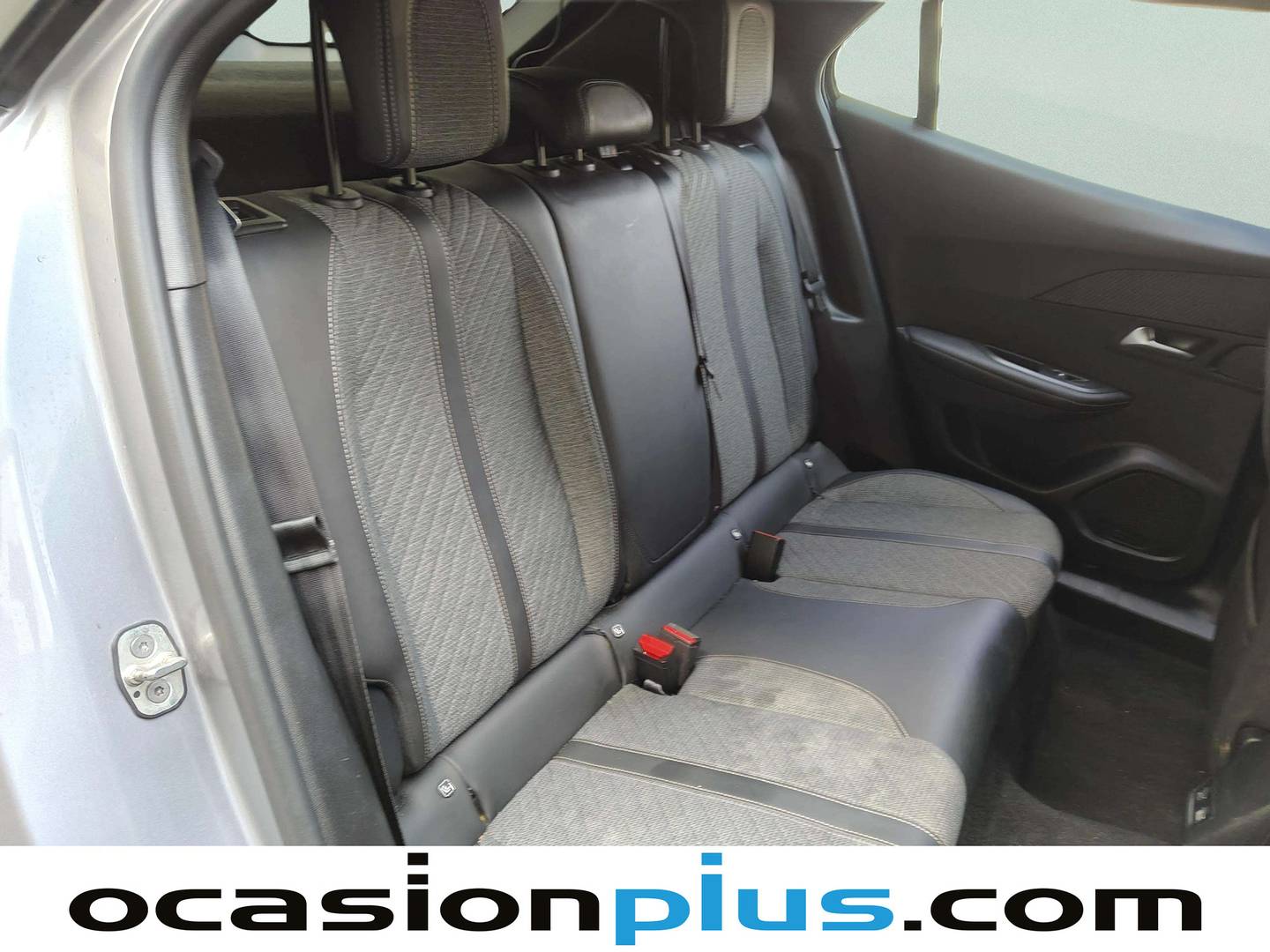 Peugeot 2008 Peugeot 2008 PureTech 130 S&S Allure EAT8 (130 CV) de segunda mano