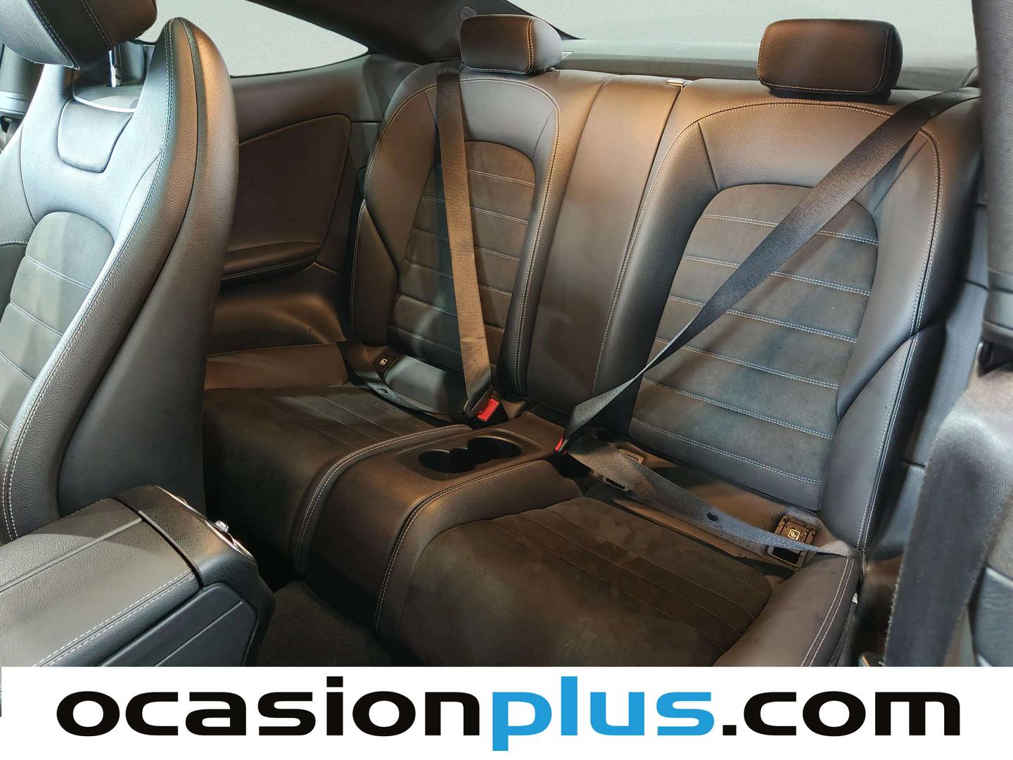Foto asientos traseros Mercedes Clase C Mercedes Clase C Clase C C 200 Coupe (184 CV)Pack AMG