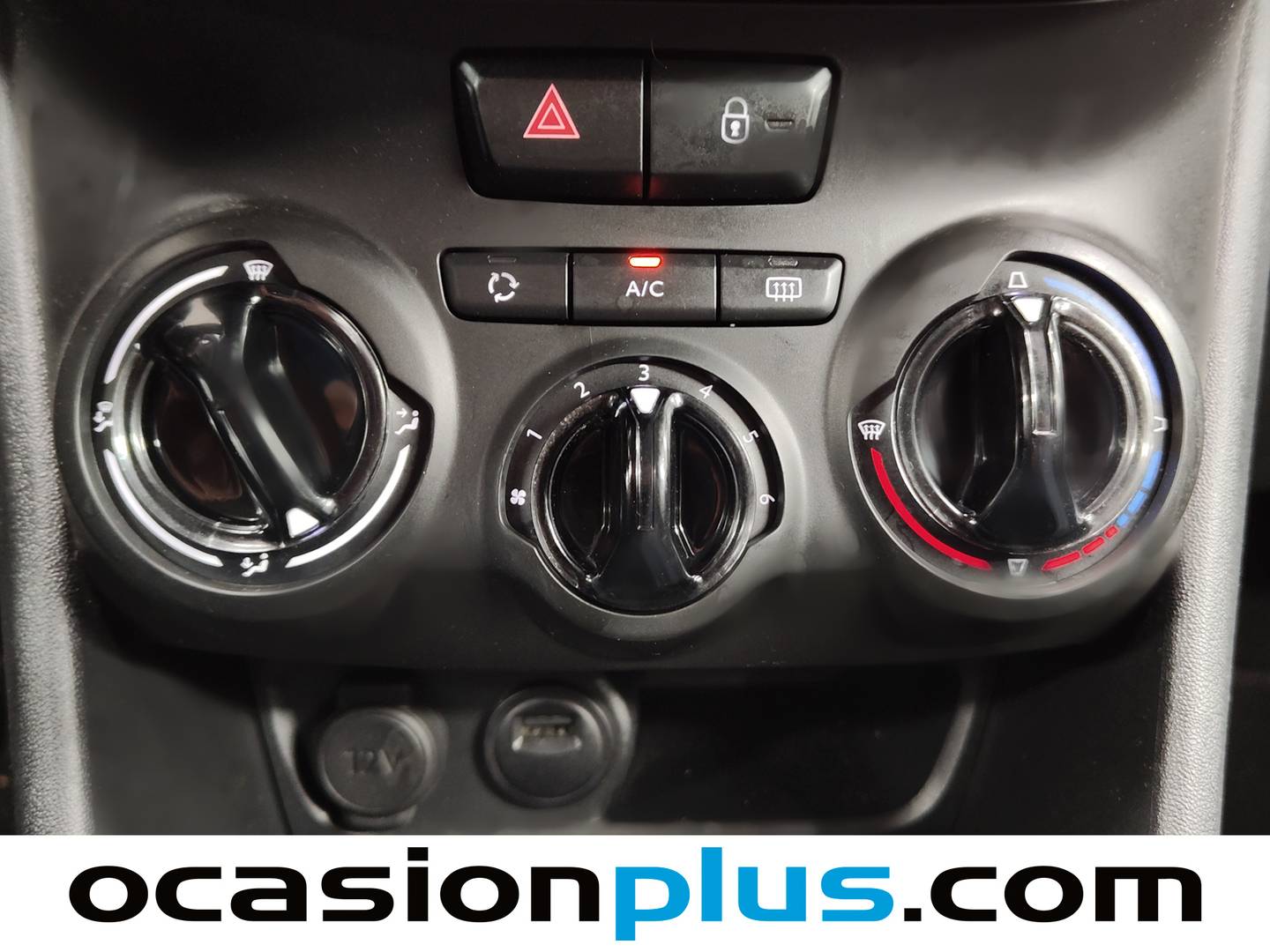 Peugeot 208 Peugeot 208 PureTech Signature  (82 CV) al mejor precio