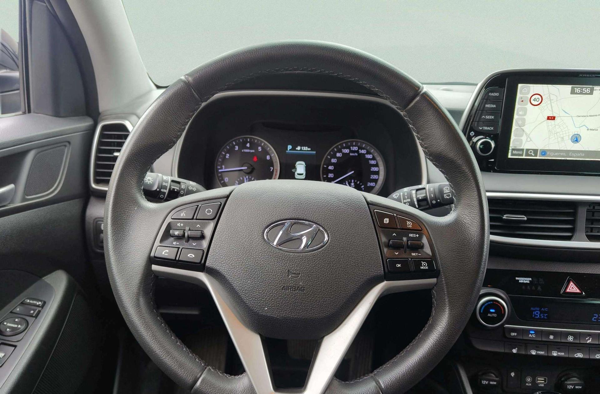 Hyundai Tucson 1.6 T-GDi Tecno DCT 4x2 - foto 24