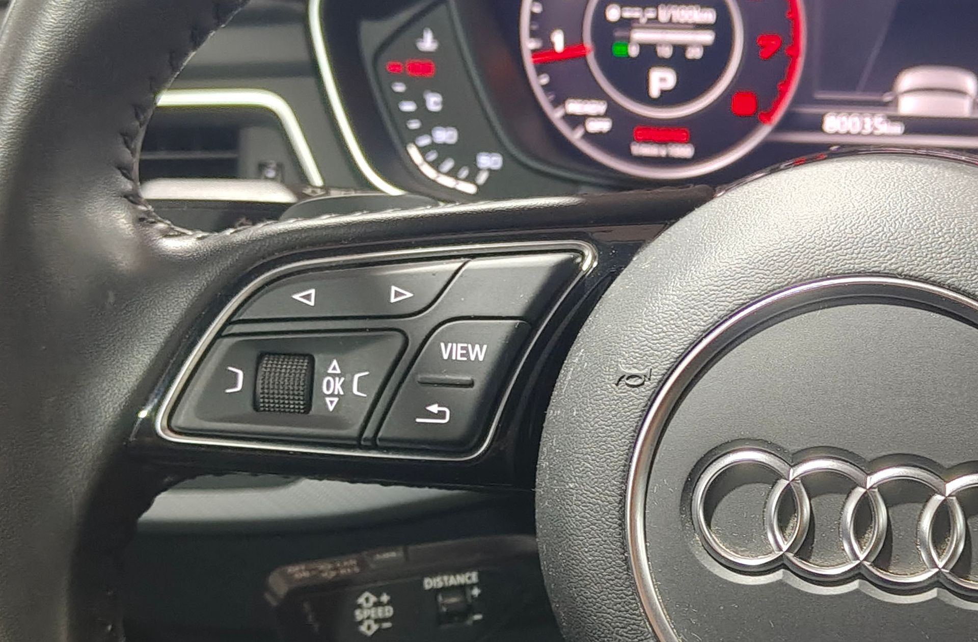 Audi A4 Avant S line 40 TFSI S tronic - foto 32