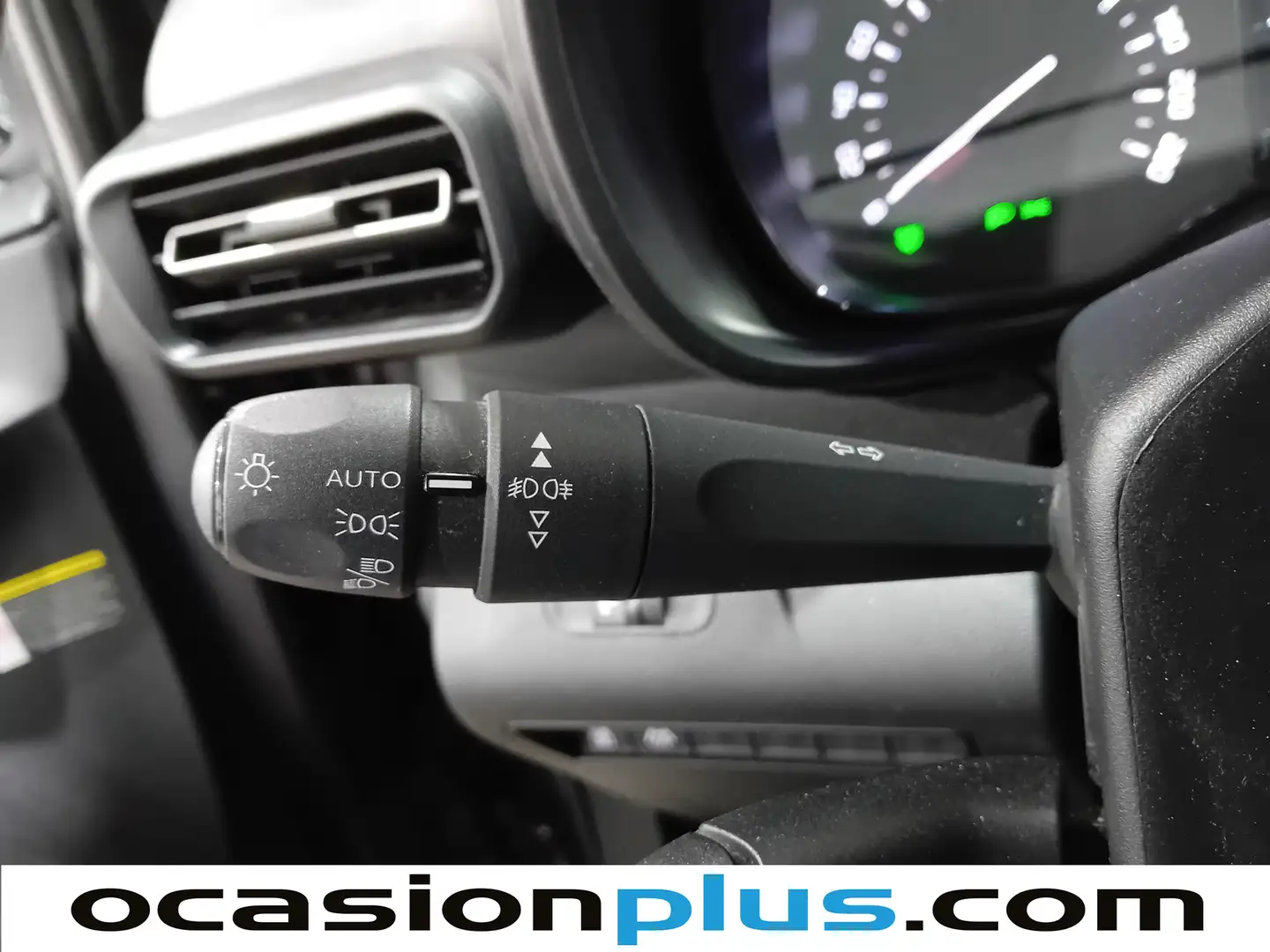 Foto Citroën Berlingo Citroen Berlingo Combi BlueHDi 100 Talla M Feel (102 CV)