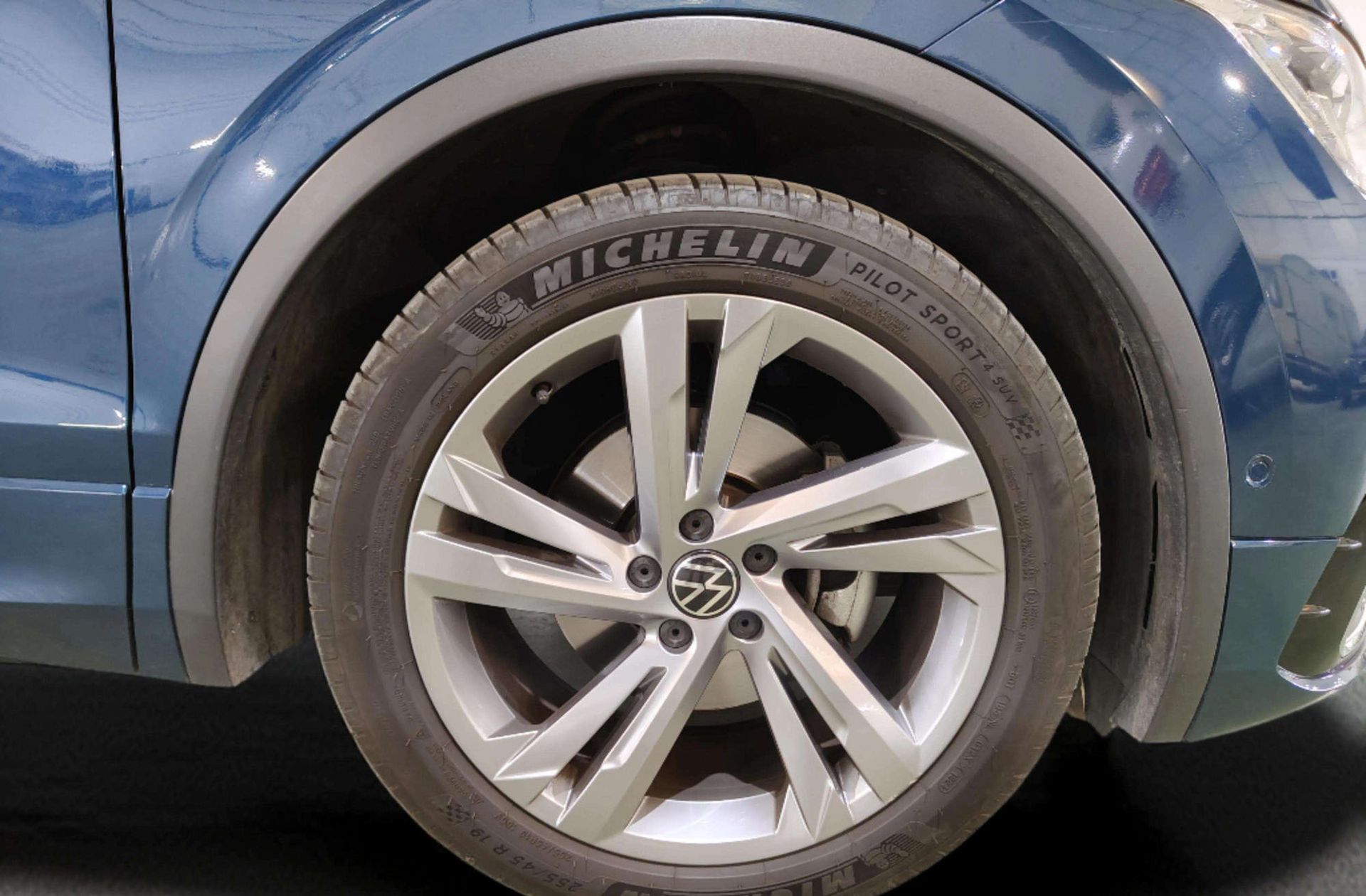 Volkswagen Tiguan R-Line 2.0 TDI DSG - foto 35