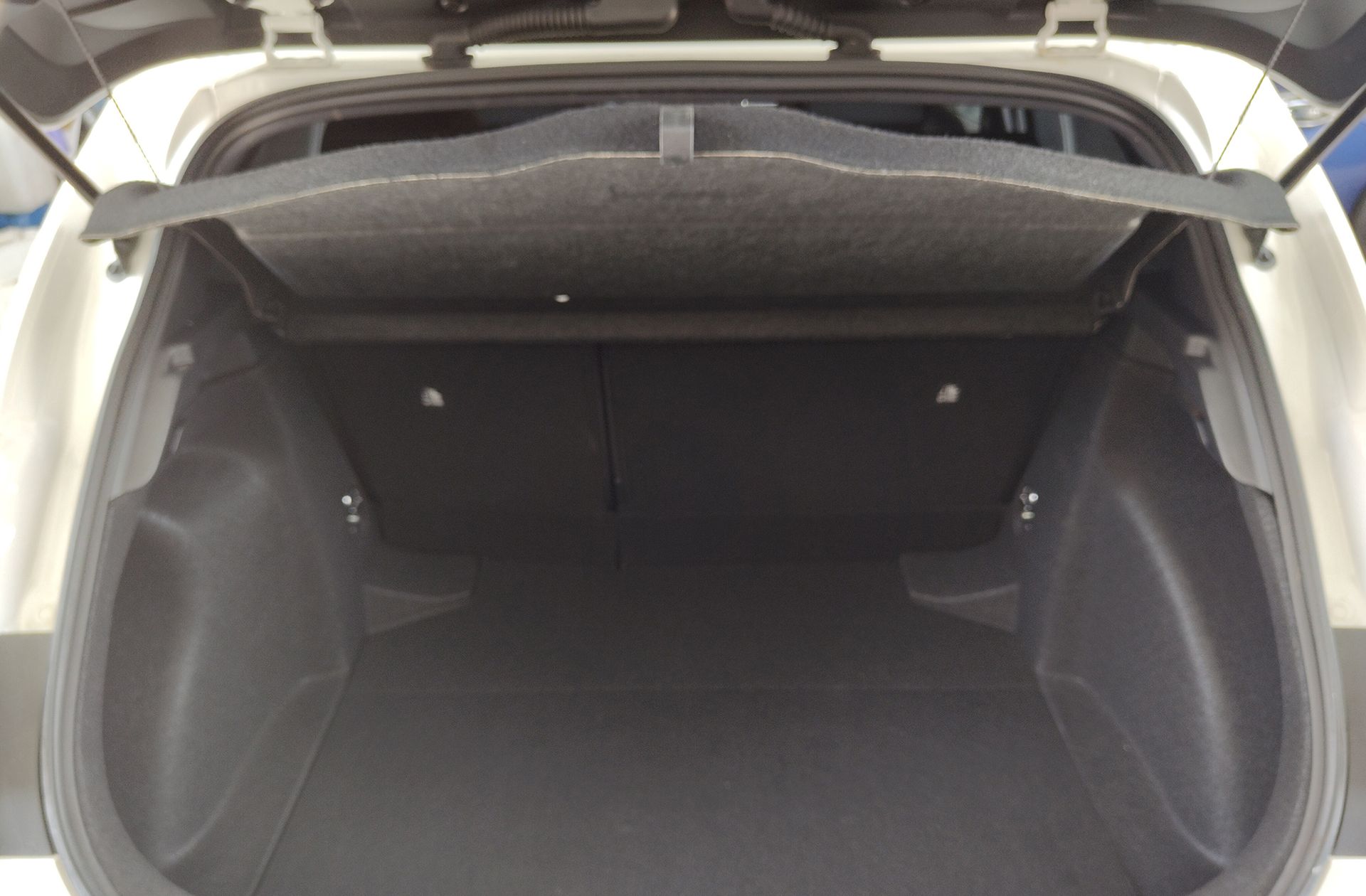 Toyota Corolla 1.8 125H Style E-CVT - foto 16