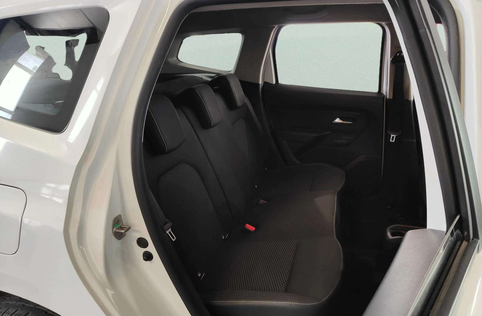 Dacia Duster Comfort 1.6 4x2 - foto 15