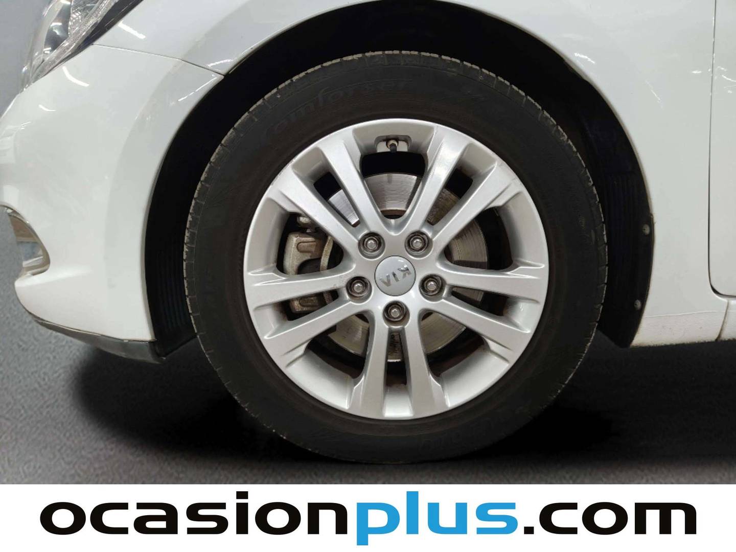 Extras del KIA Ceed KIA Ceed 1.6 CRDi VGT Eco-Dynamics x-Tech (128 CV)