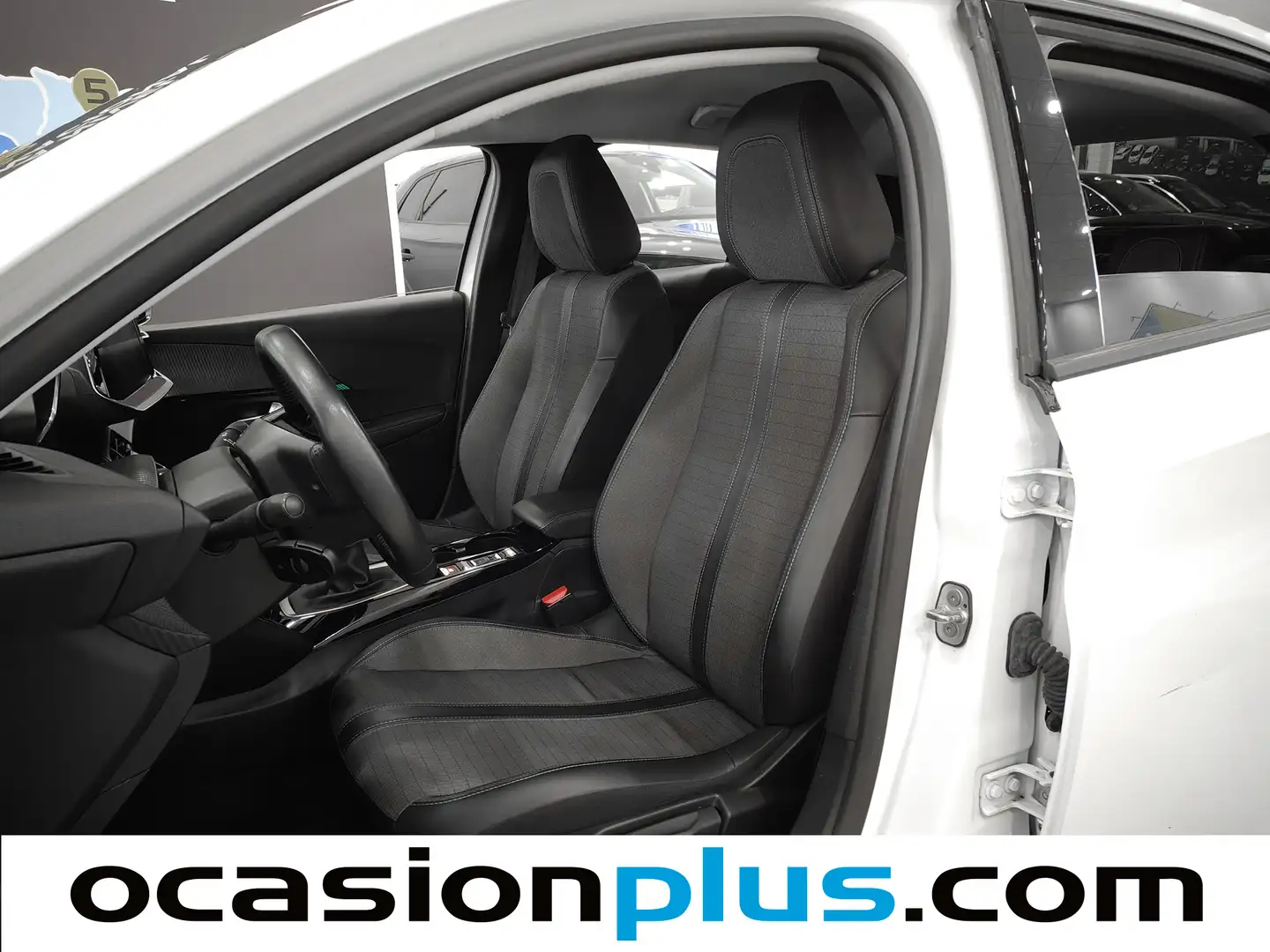 Foto Peugeot 208 Peugeot 208 PureTech 100 Allure (100 CV)