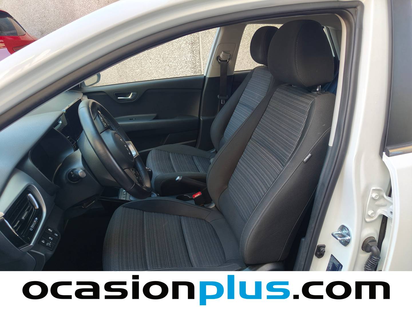 Foto asientos delanteros KIA Stonic KIA Stonic 1.0 T-GDi MHEV Drive (100 CV)