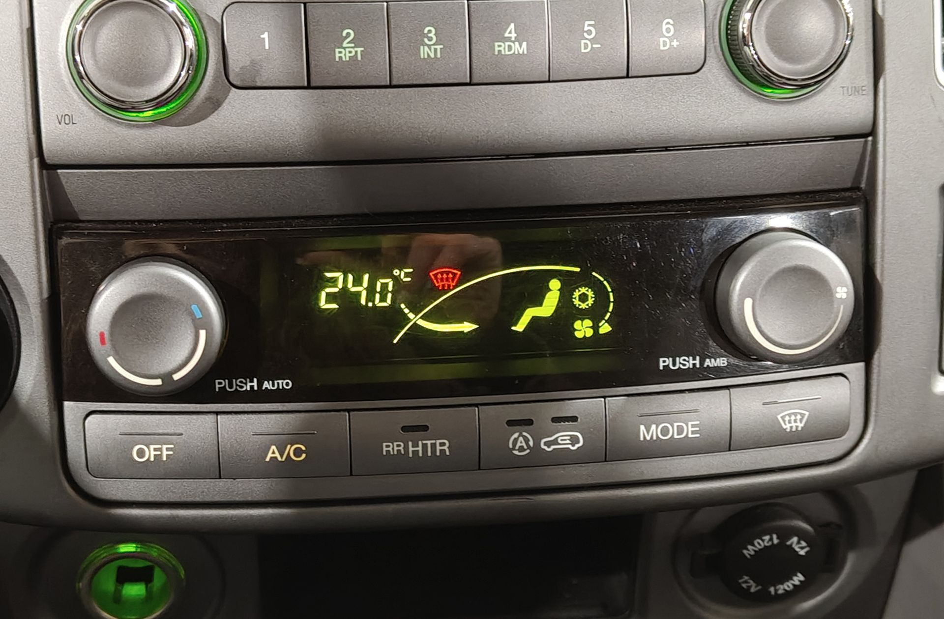 SsangYong Rodius D22T Line - foto 24